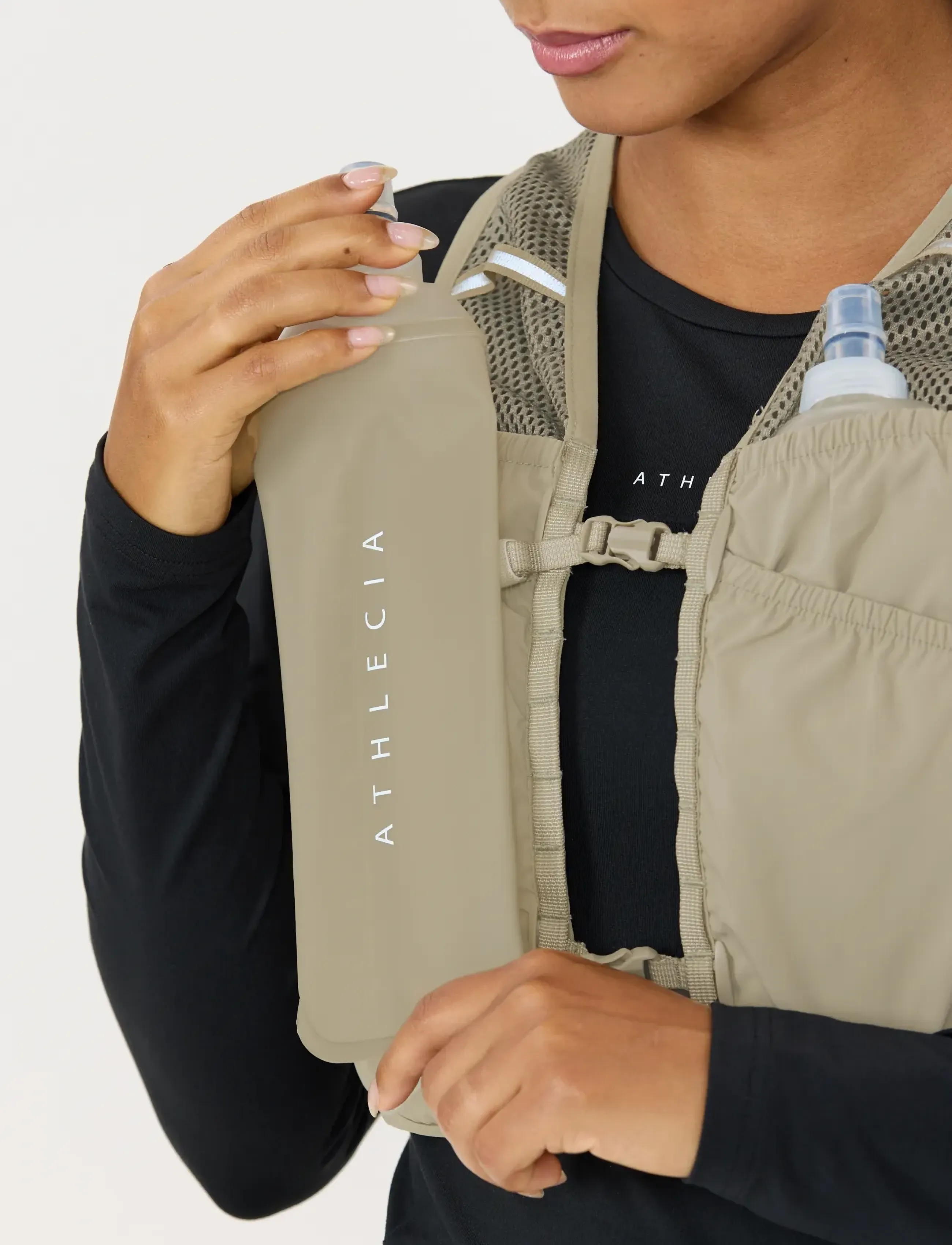 Athlecia Howdenly Running Vest, L/XL, Sport Equipment, Khakigrün - Frauen