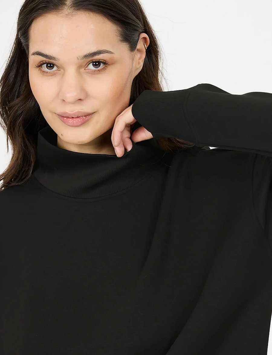 Athlecia - Yunes W Turtle Neck - overdele - black - 0