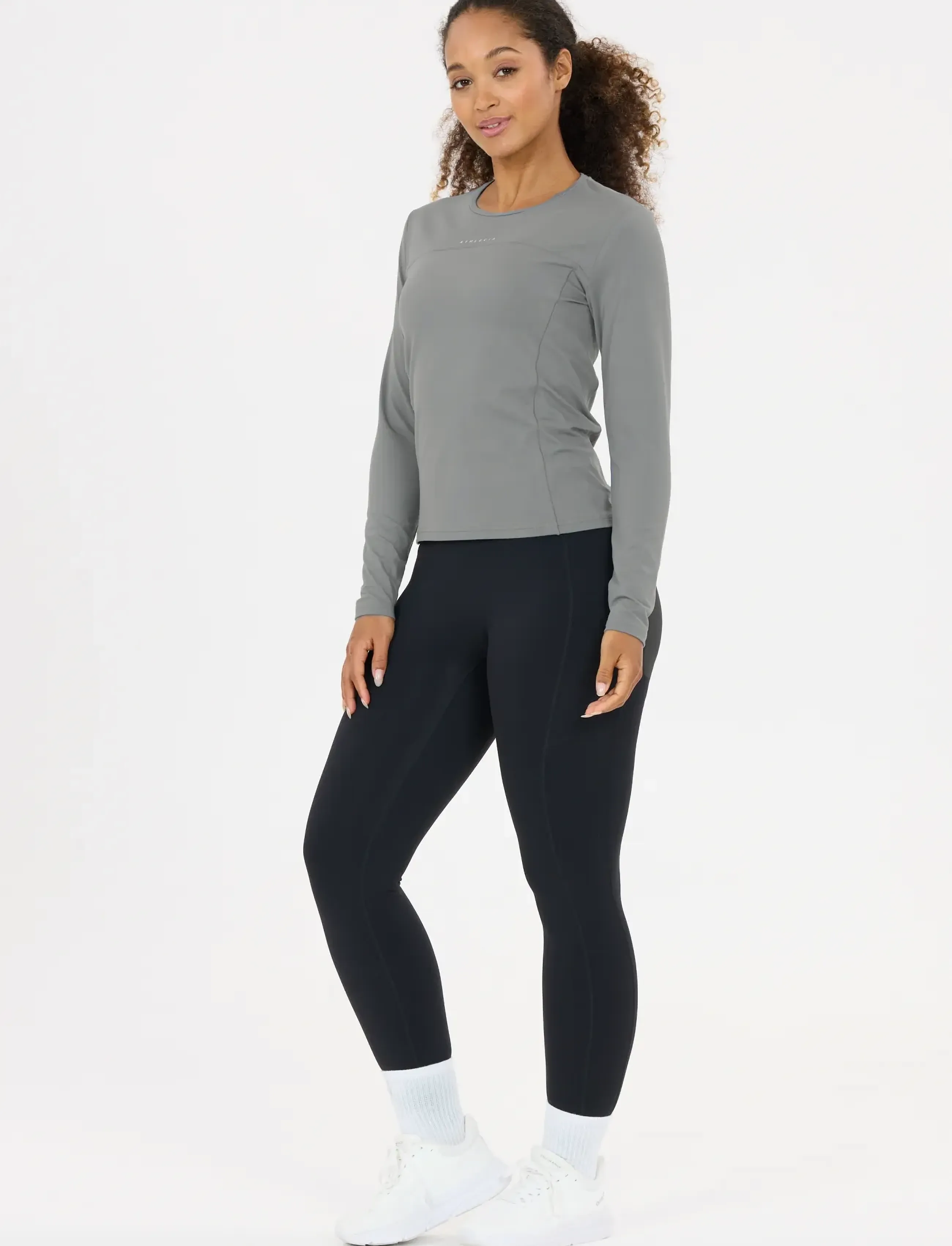 Athlecia - Lonny W LS Tee - poppy seed - 4