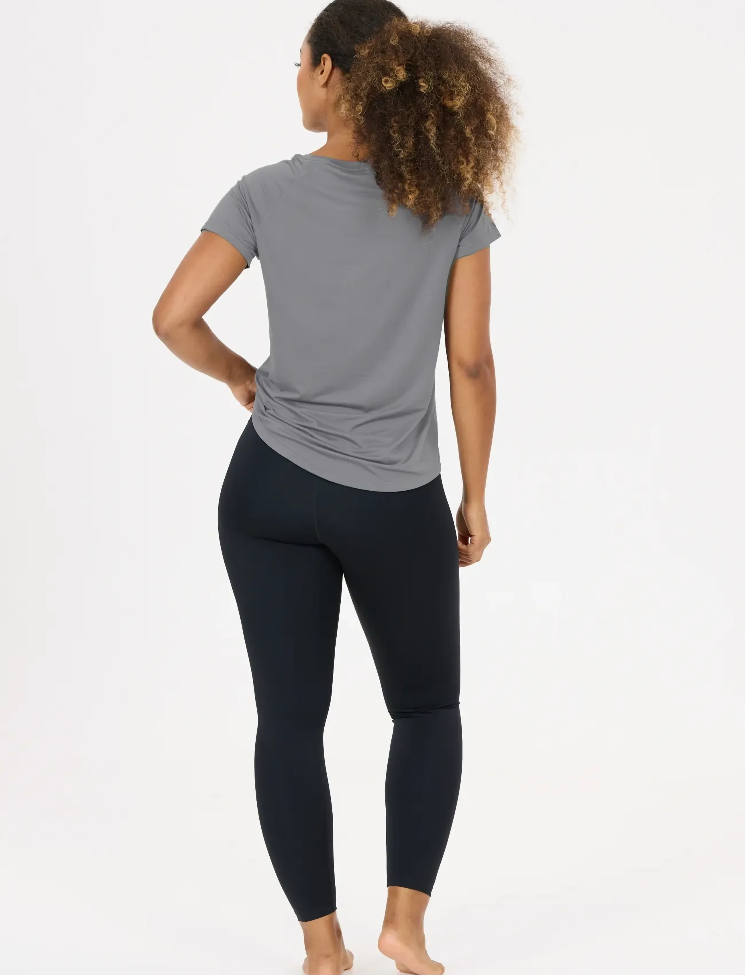 Athlecia - Gaina V3 W SS Tee - t-särgid - poppy seed - 3