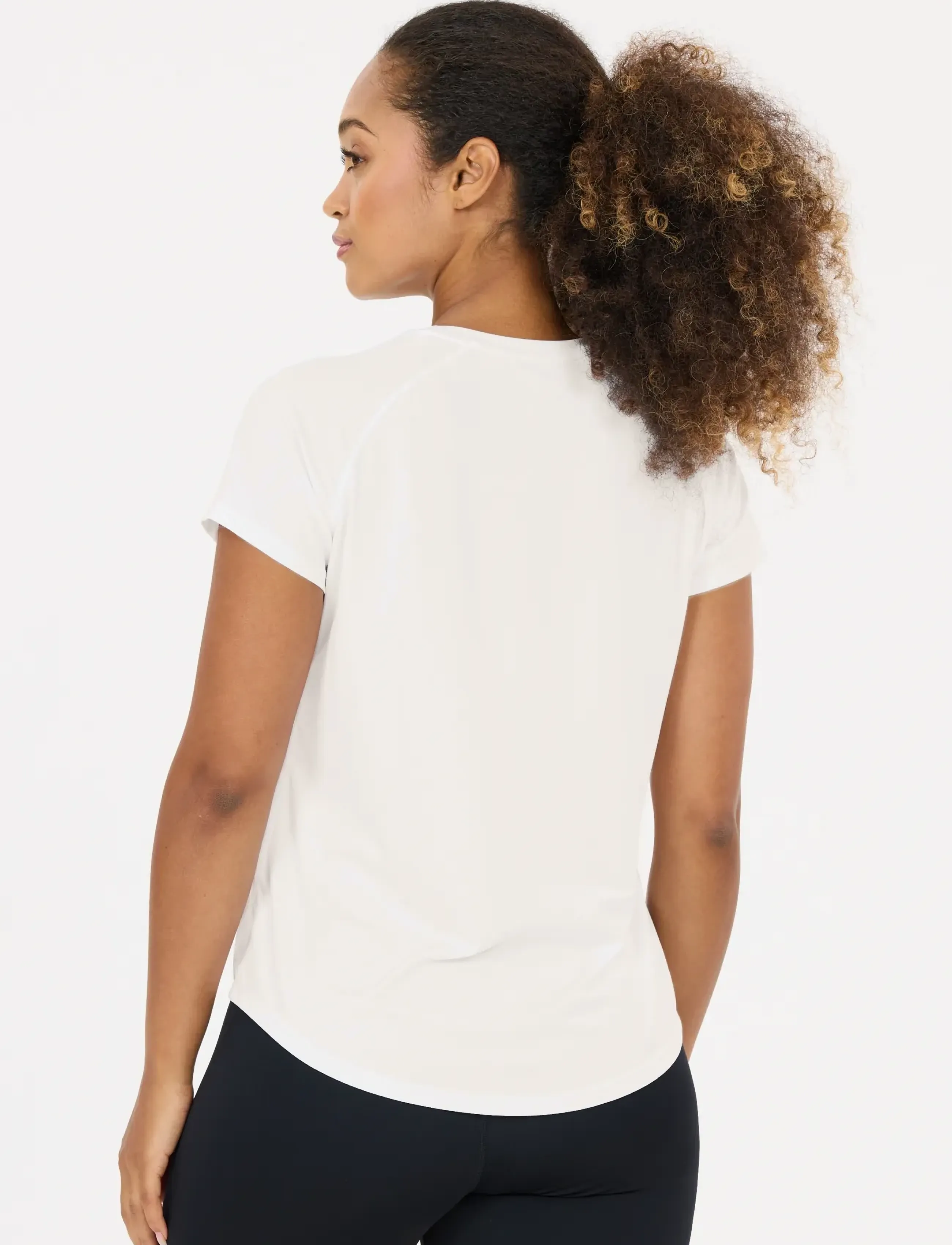 Athlecia - Gaina V3 W SS Tee - t-shirts - white - 5