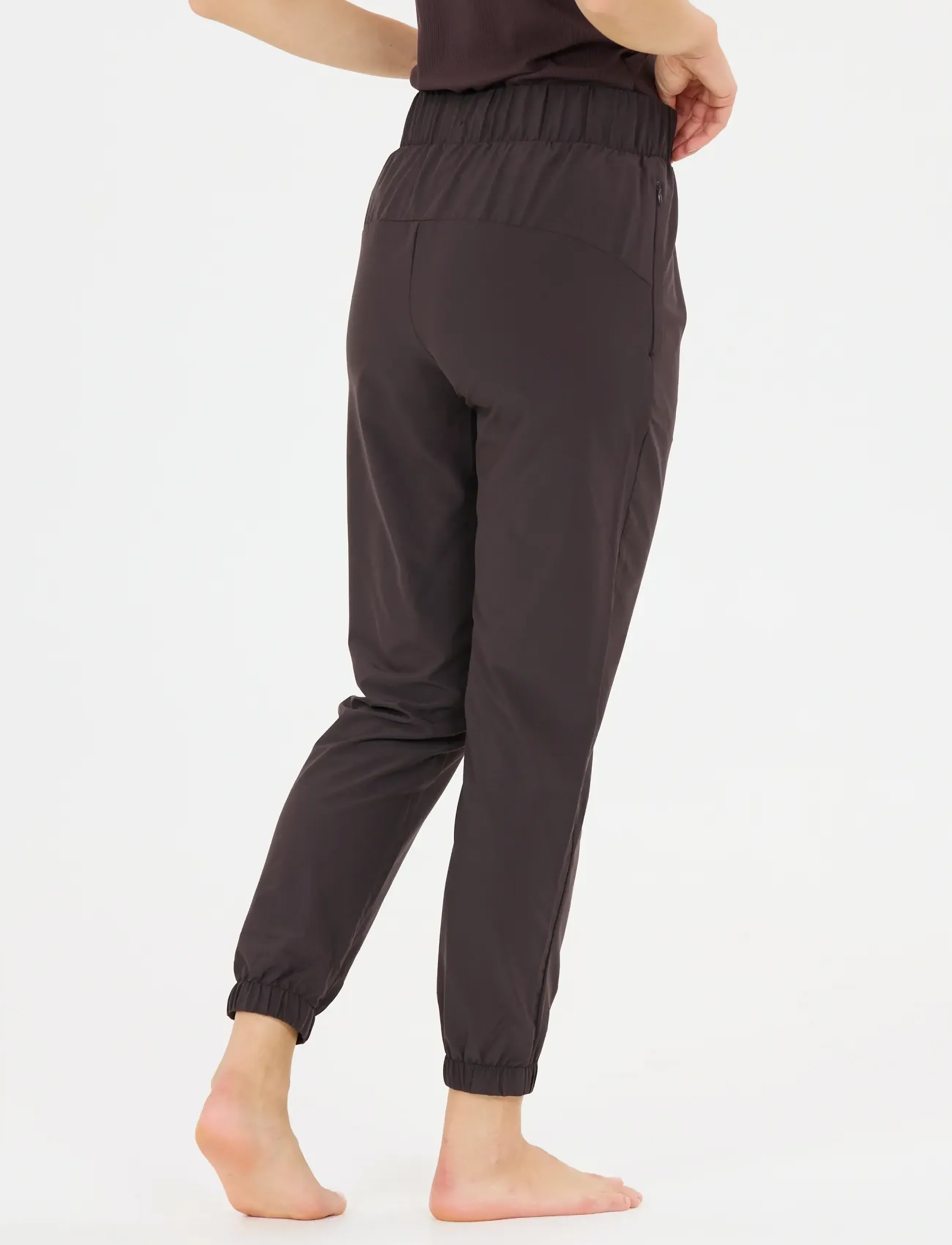 Athlecia - Austberg V2 W Training Pants - träningsbyxor - chocolate torte - 3