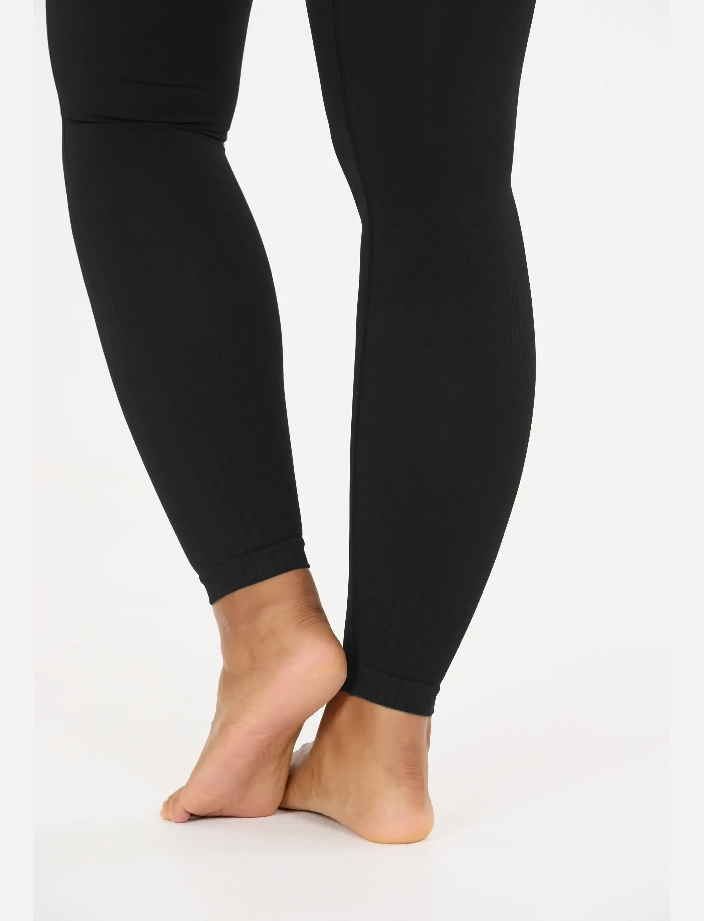 Athlecia - Nagar V4 W Seamless Tights - black - 5