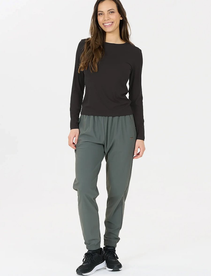 Athlecia - Tinashe V2 W Rib LS Tee - langarmshirts - black - 2