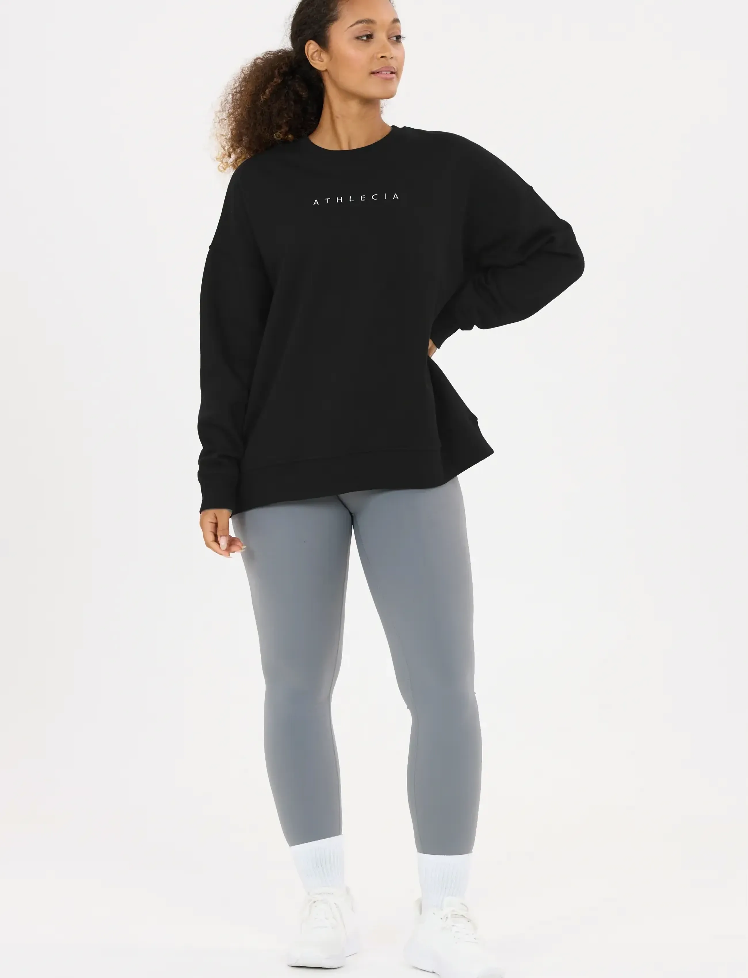 Wasan W Crew Neck 3