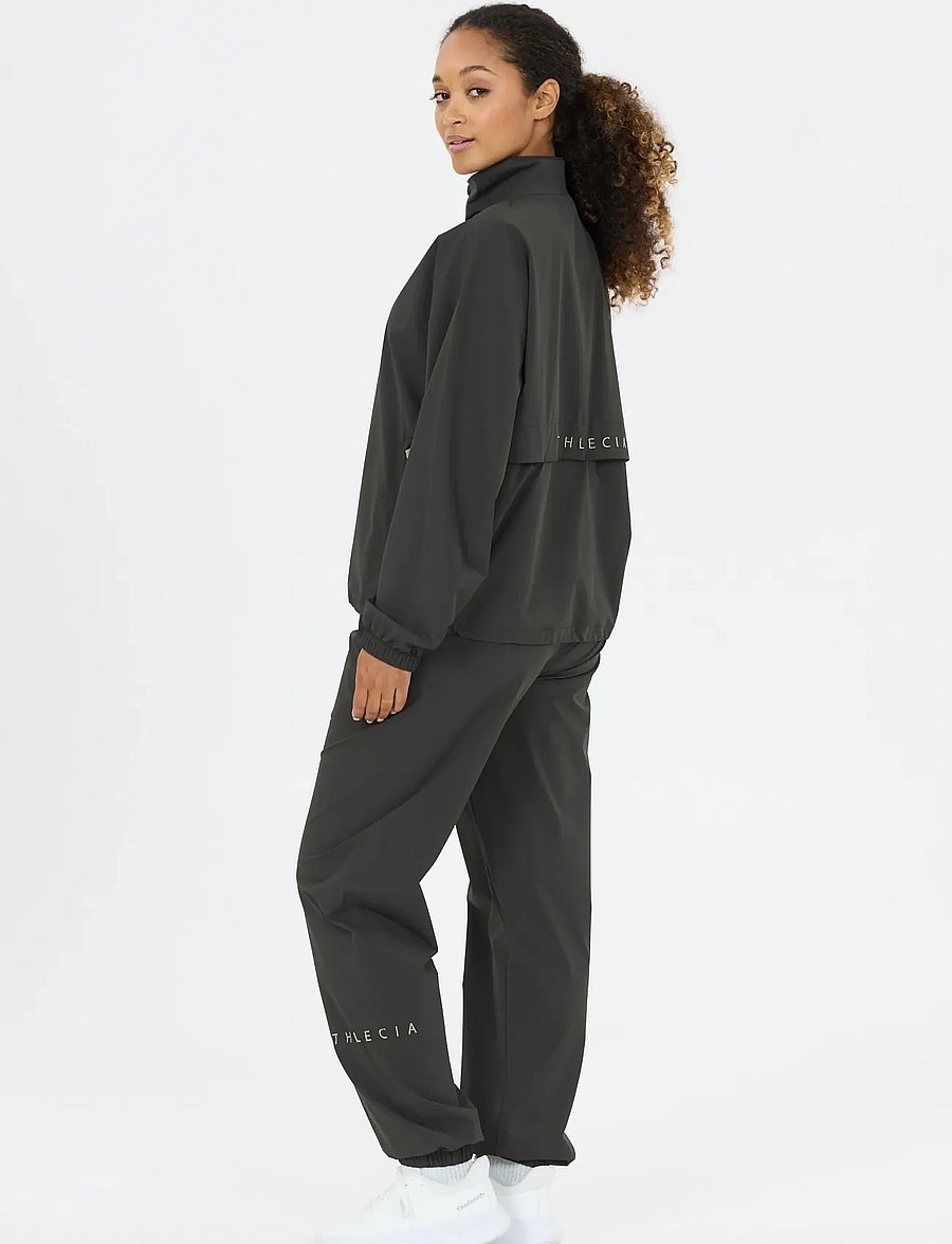 Athlecia - Shiena W Track Pants - trennipüksid - black - 3