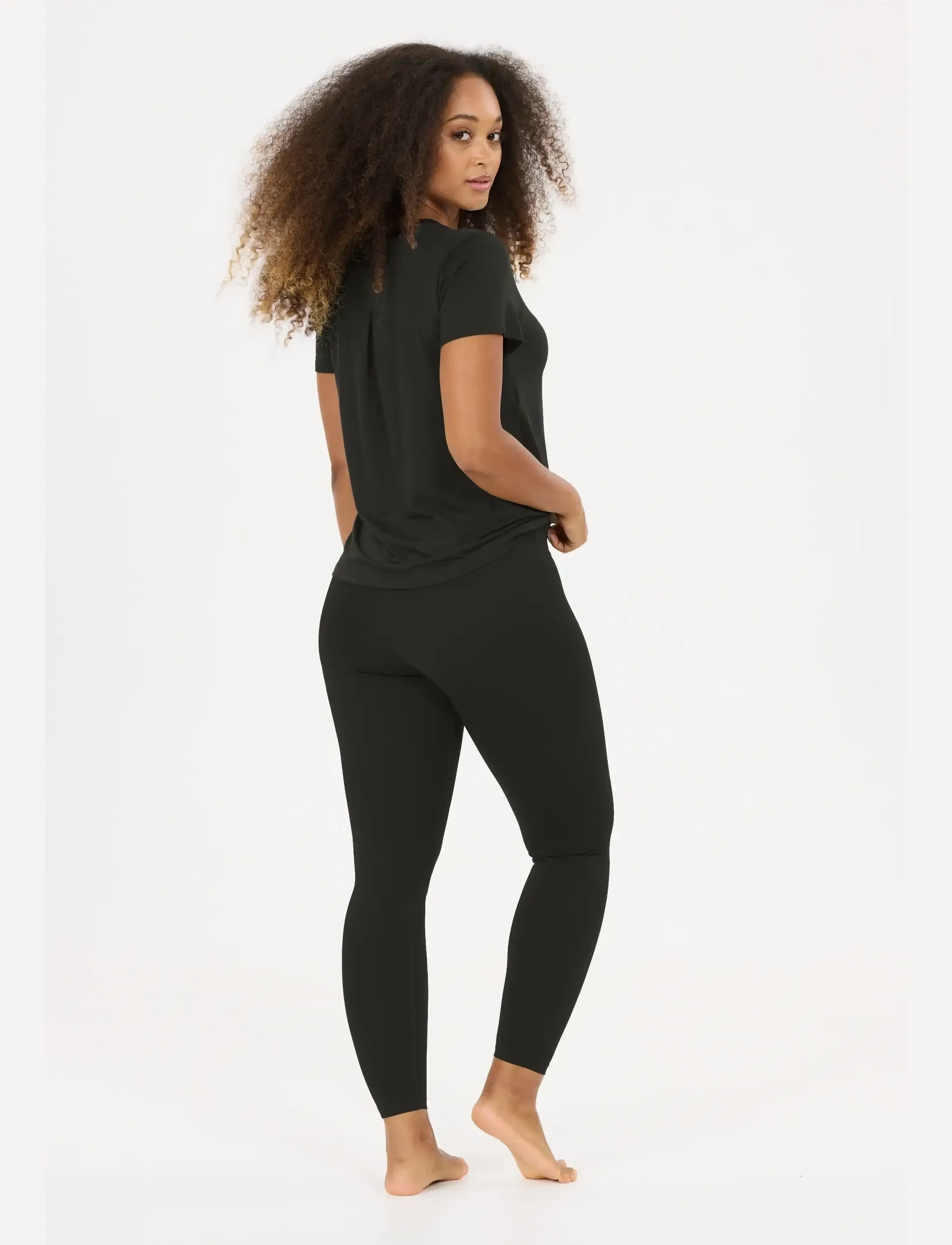 Athlecia - Pacy V3 W SS Tee - t-särgid - black - 3