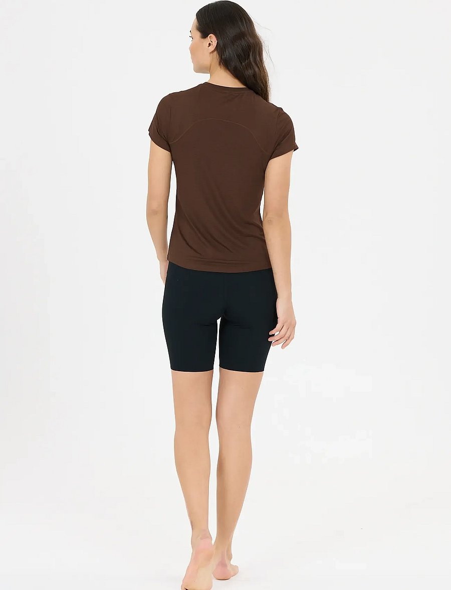 Athlecia - Miwa V2 W SS Tee - t-shirts - chocolate torte - 5