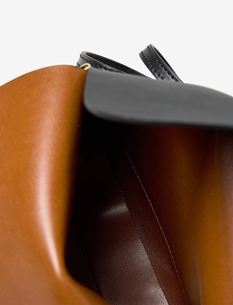 ATP Atelier - Scarlino Black Double Faced Nappa - fashion trends - black - 4