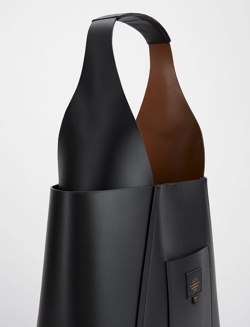 ATP Atelier - Sensano Black Double Faced Nappa - shoppingväskor - black - 4