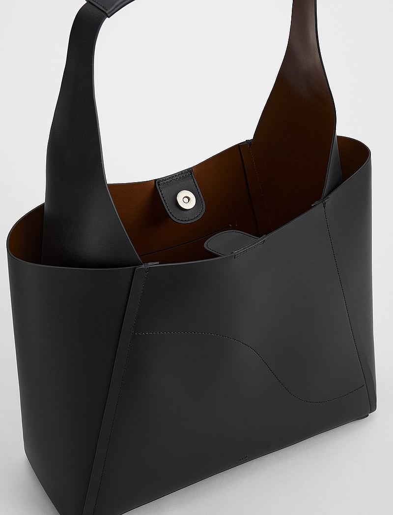 ATP Atelier - Sensano Black Double Faced Nappa - shoppingväskor - black - 5