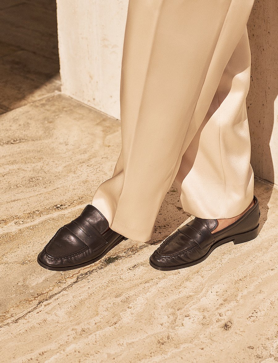 ATP Atelier - Airola Black Nappa - fashion trends - black - 0