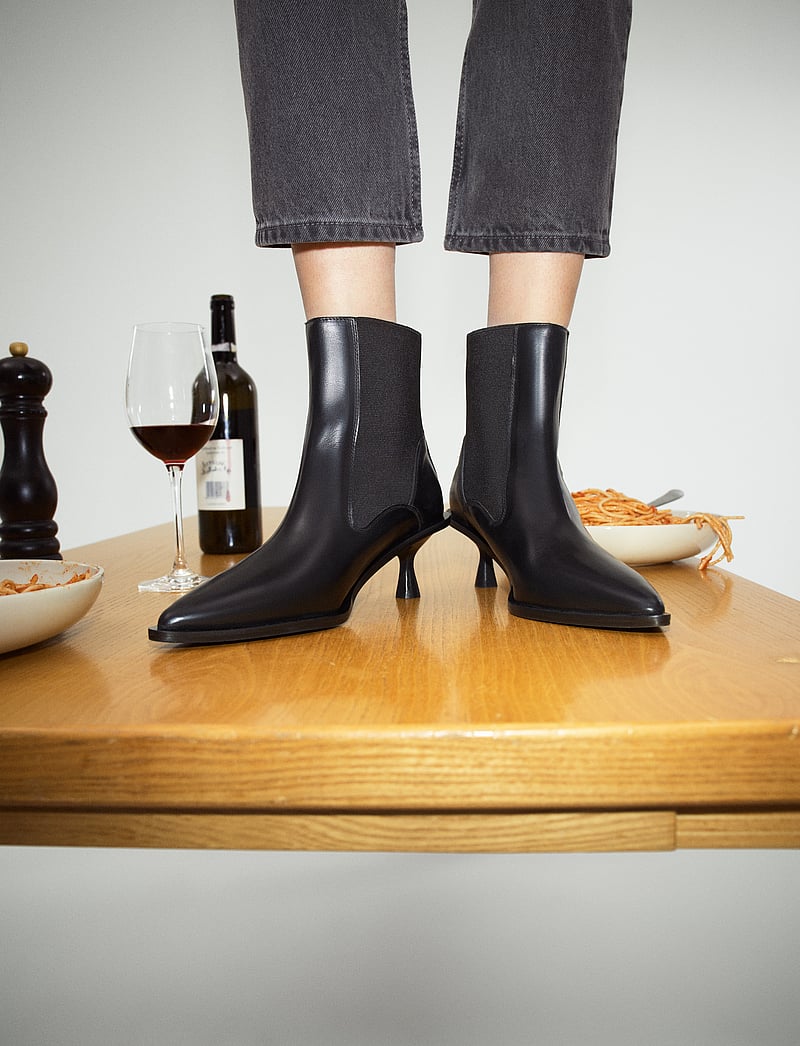 ATP Atelier - Trino Black Vacchetta - kontsaga poolsaapad - black - 0