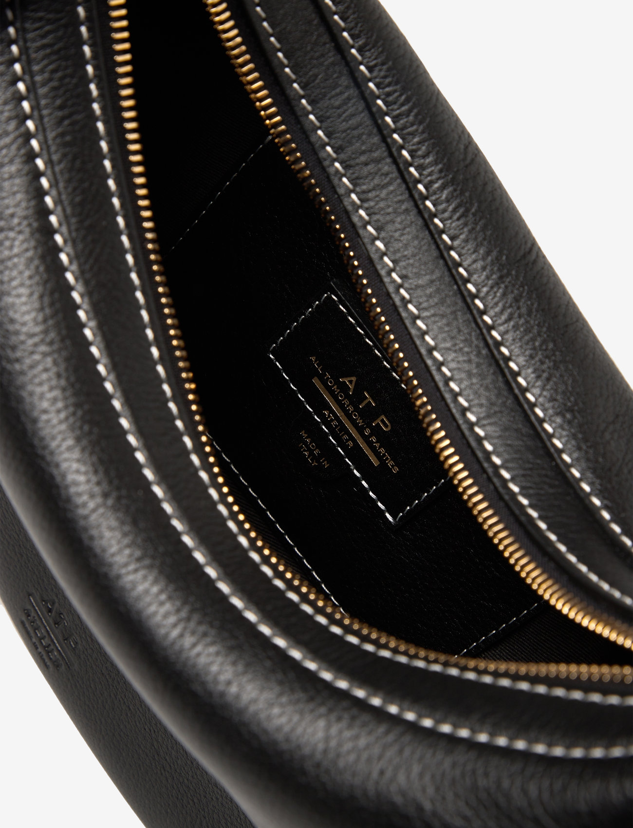 ATP Atelier - Liveri Black/Contrast Stitch Grained Calf - top handle tasker - black/contrast stitch - 4