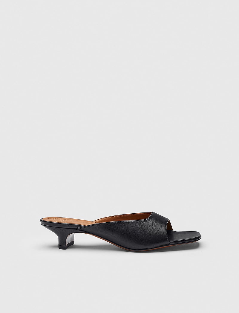 ATP Atelier - Tavenna Black Nappa - lahtised kontsakingad - black - 0