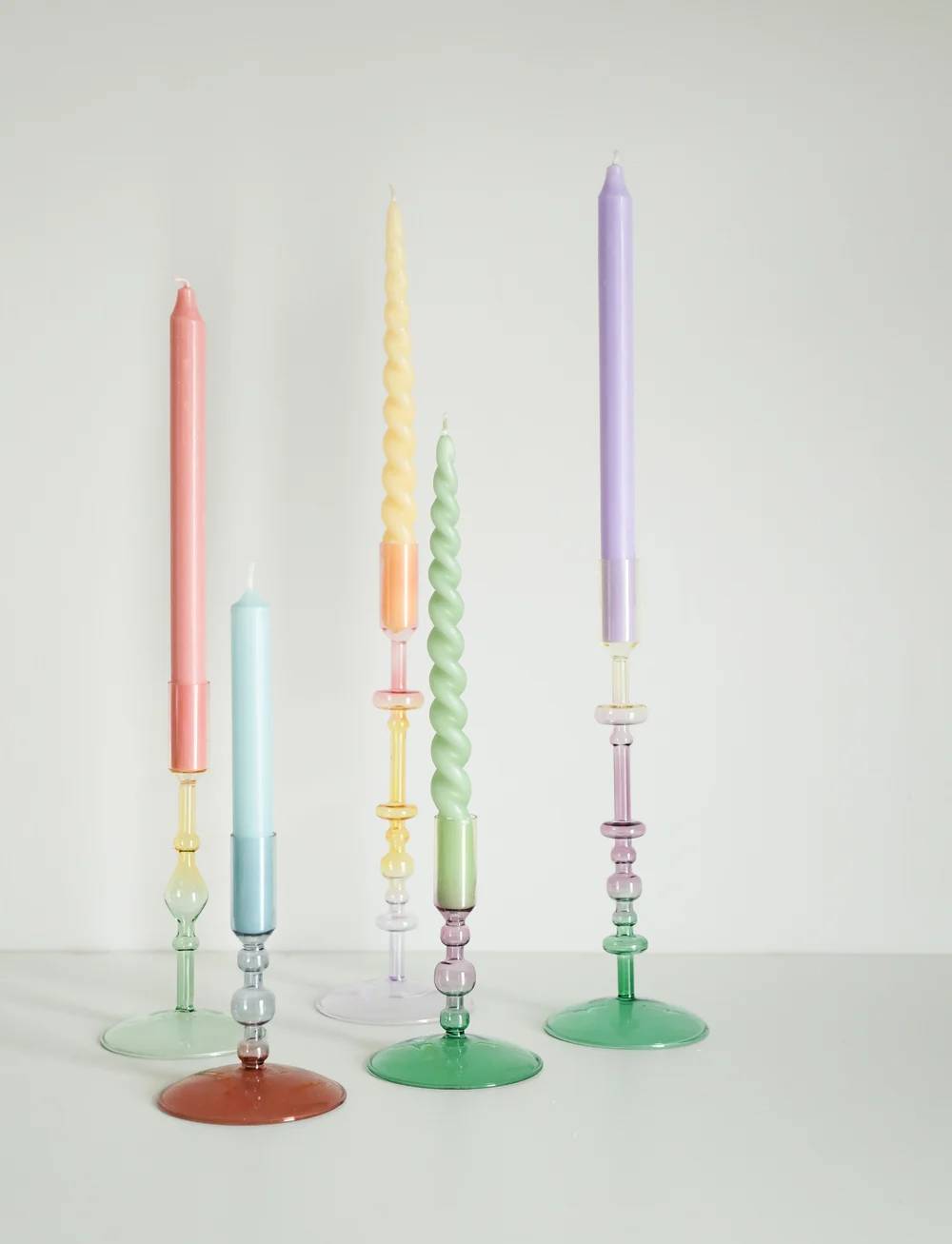 Au Maison - Glass candle holder - küünlajalad - purple/yellow/green - 1