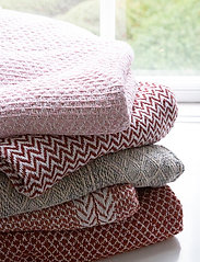 Au Maison - Throws-Agatha - lowest prices - old rose - 1