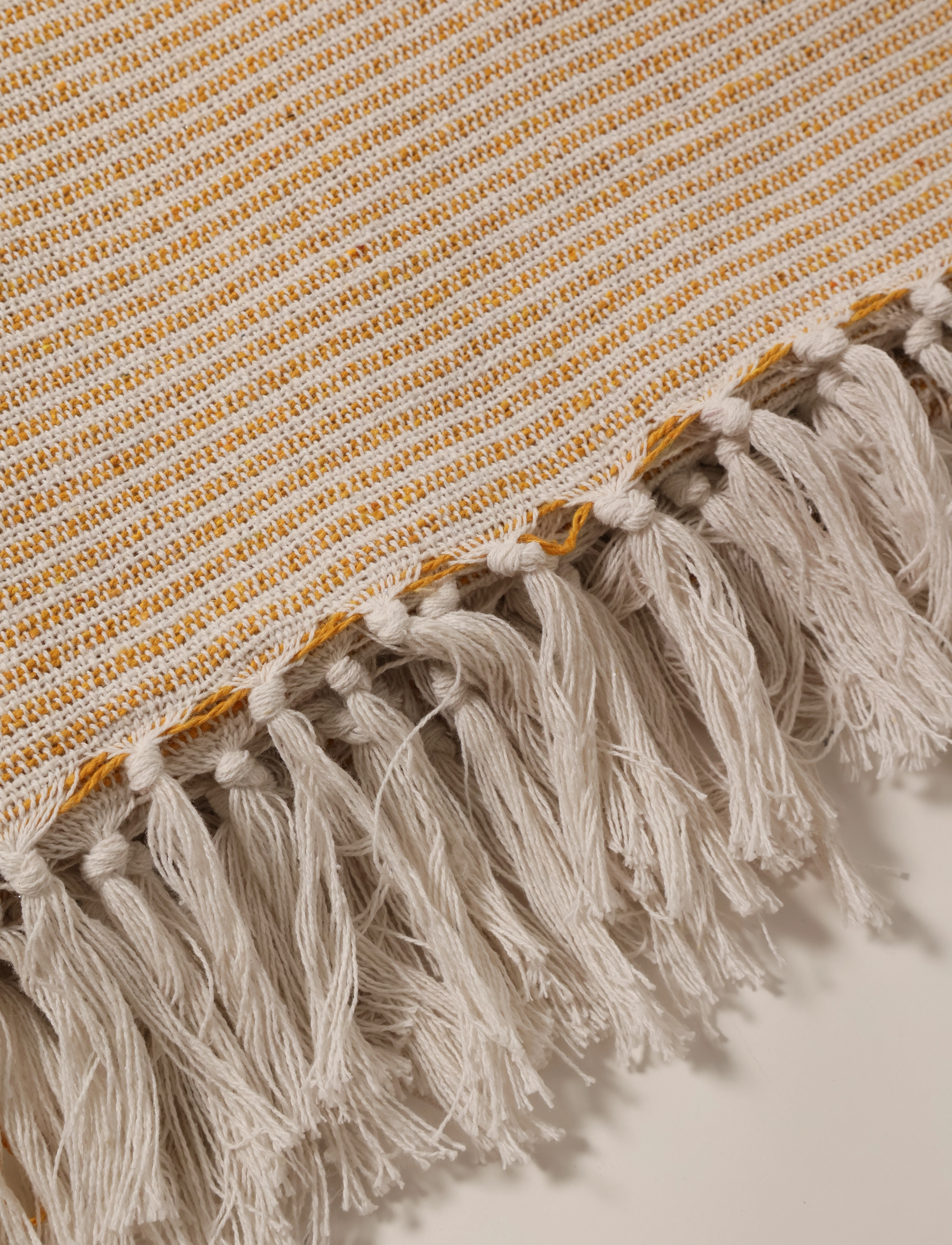 Au Maison - Throw - die niedrigsten preise - white/yellow - 2