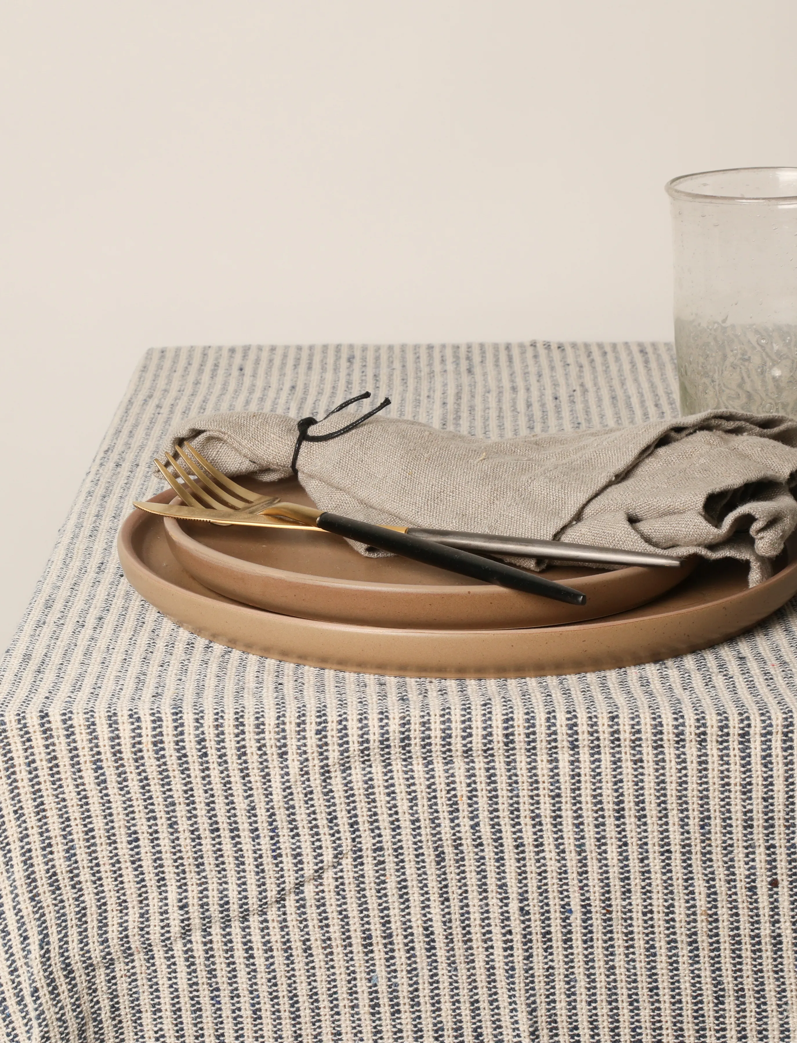 Au Maison Throw, 130X180 cm, Cushions & Blankets, Marineblau - Blankets Throws, Homeware