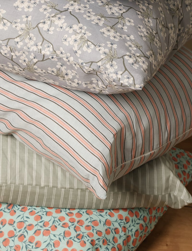 Au Maison - Ethnic Cushion - prydnadskuddar - green - 2