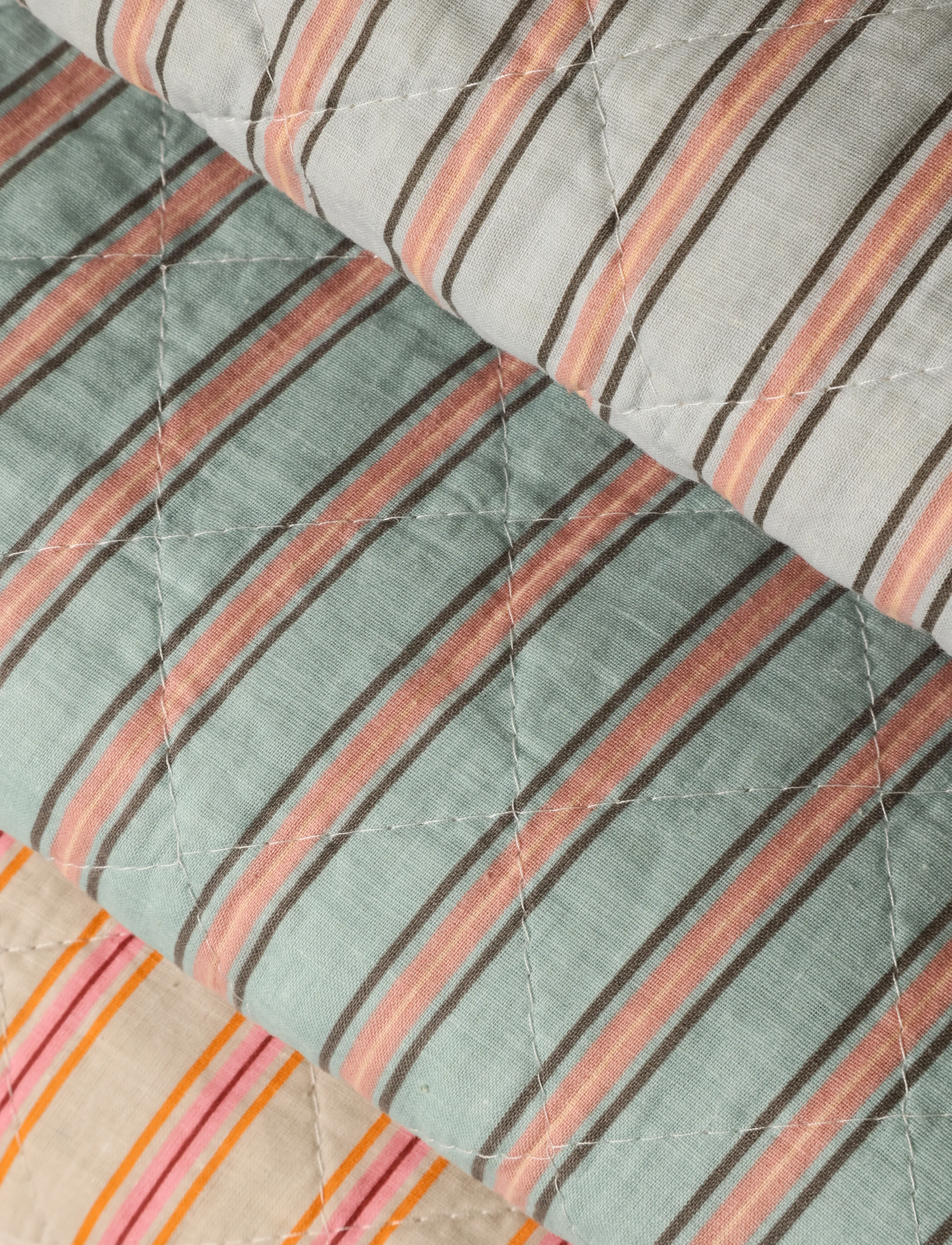 Au Maison - Ethnic Quilt - teppi og ábreiður - sand/pink - 4