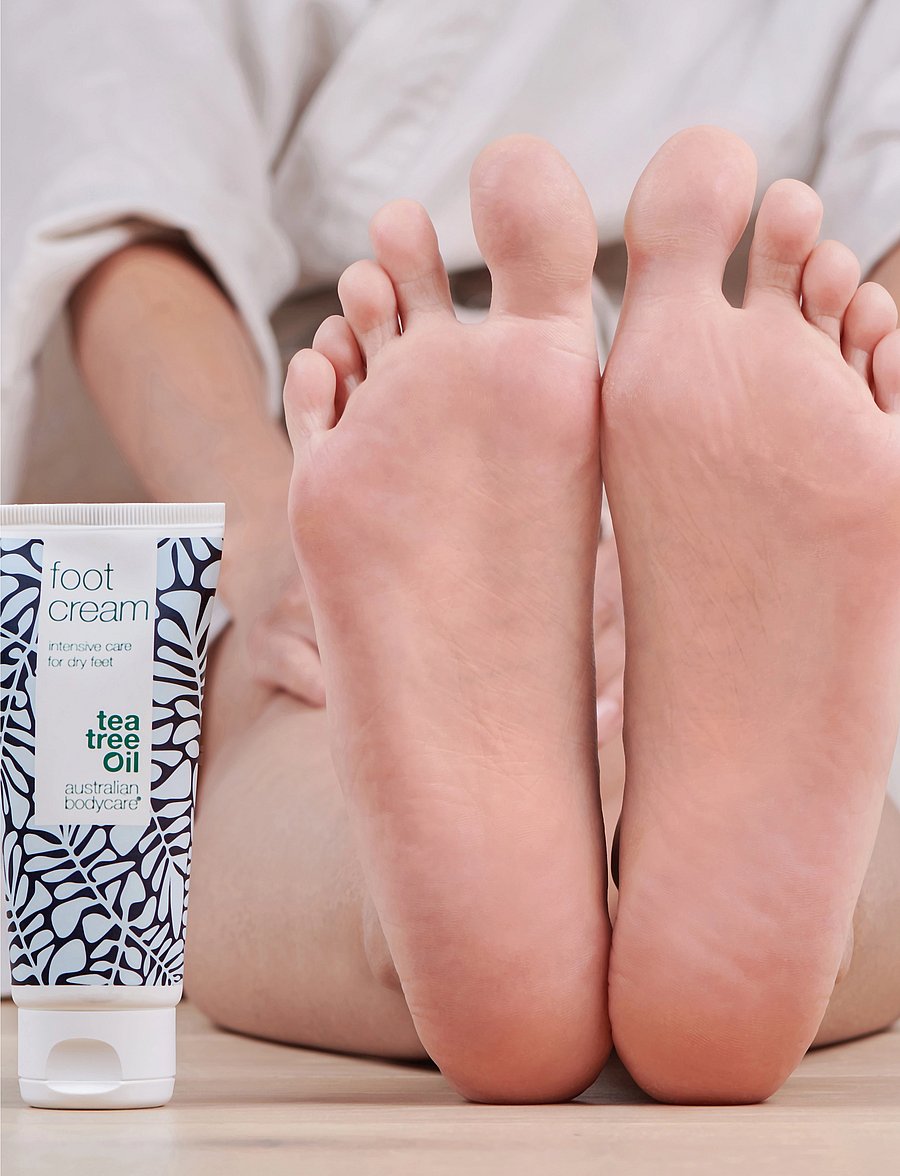 Australian Bodycare - Corns & calluses kit - 3 steps to soft smooth feet - giftset - tea tree oil - 2