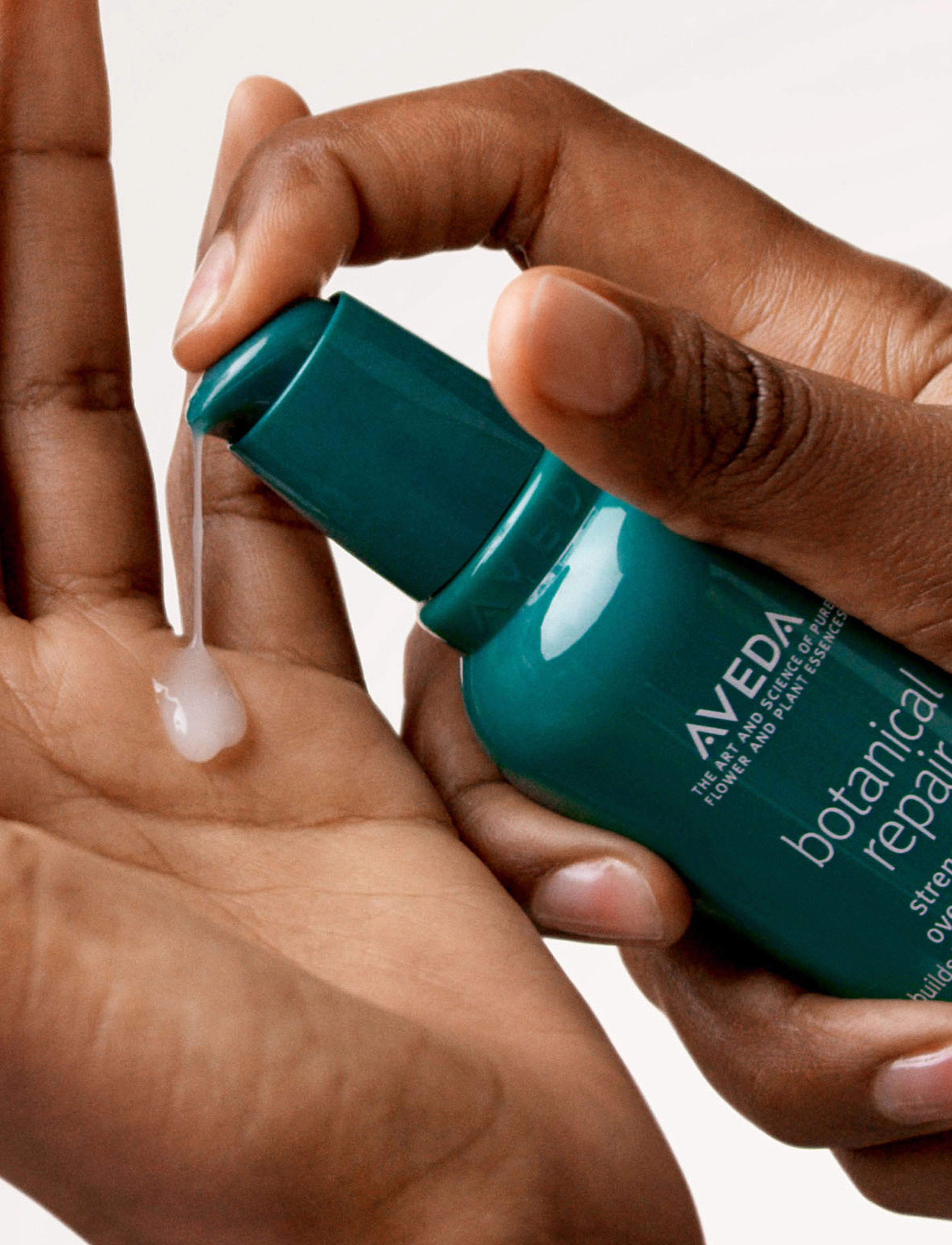 Aveda - Botanical Repair Strengthening Overnight Serum - hårserum - no color - 2
