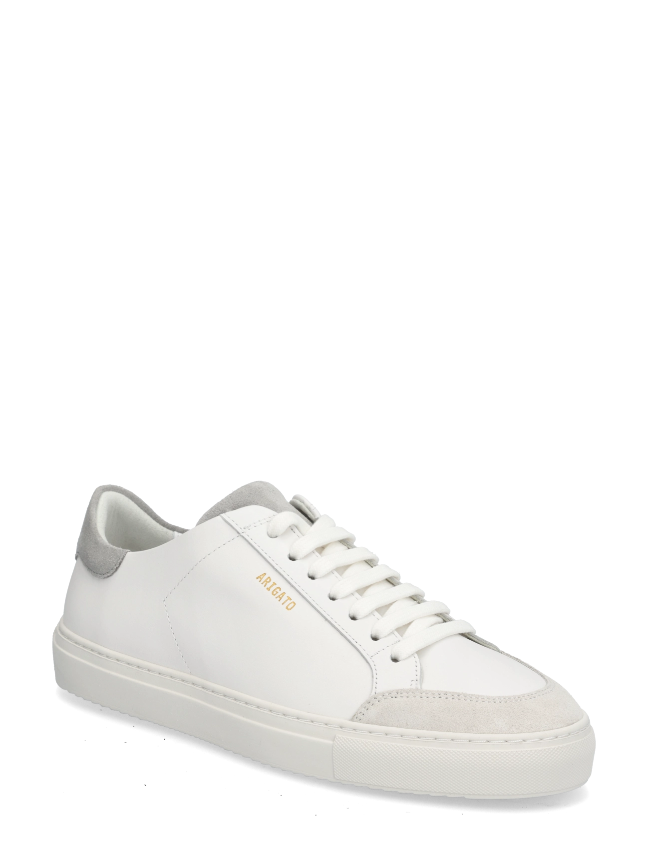 Clean 90 Triple Sneaker