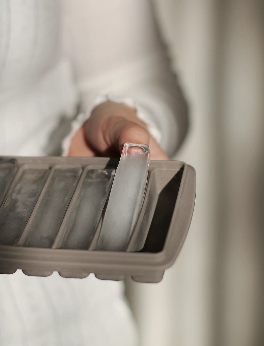 AYA&IDA - Ice Cube Tray - jääkuubikuvormid - driftwood - 0