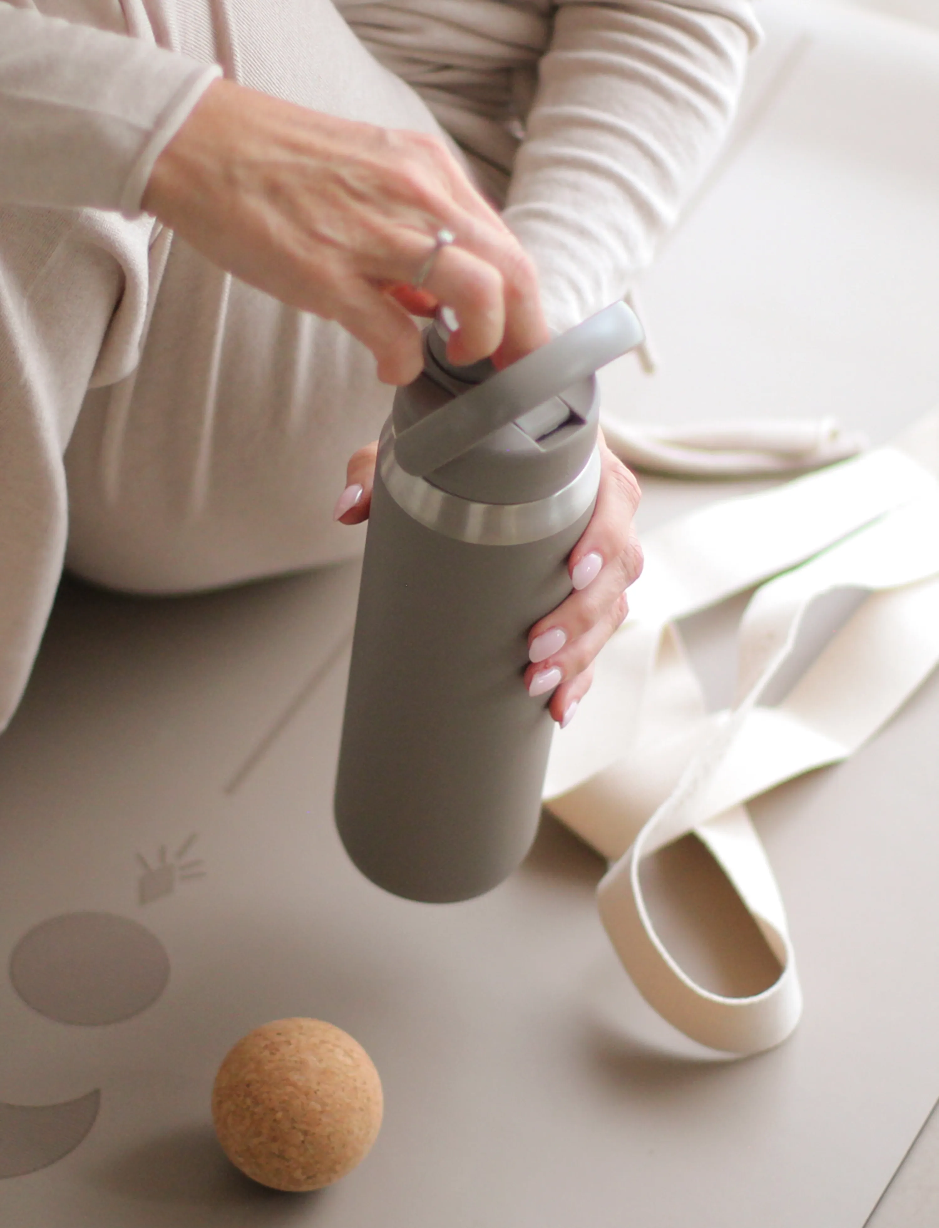 AYA&IDA Sports Bottle, 700 ml, Kitchen, Beige - Water Bottles, Kinder
