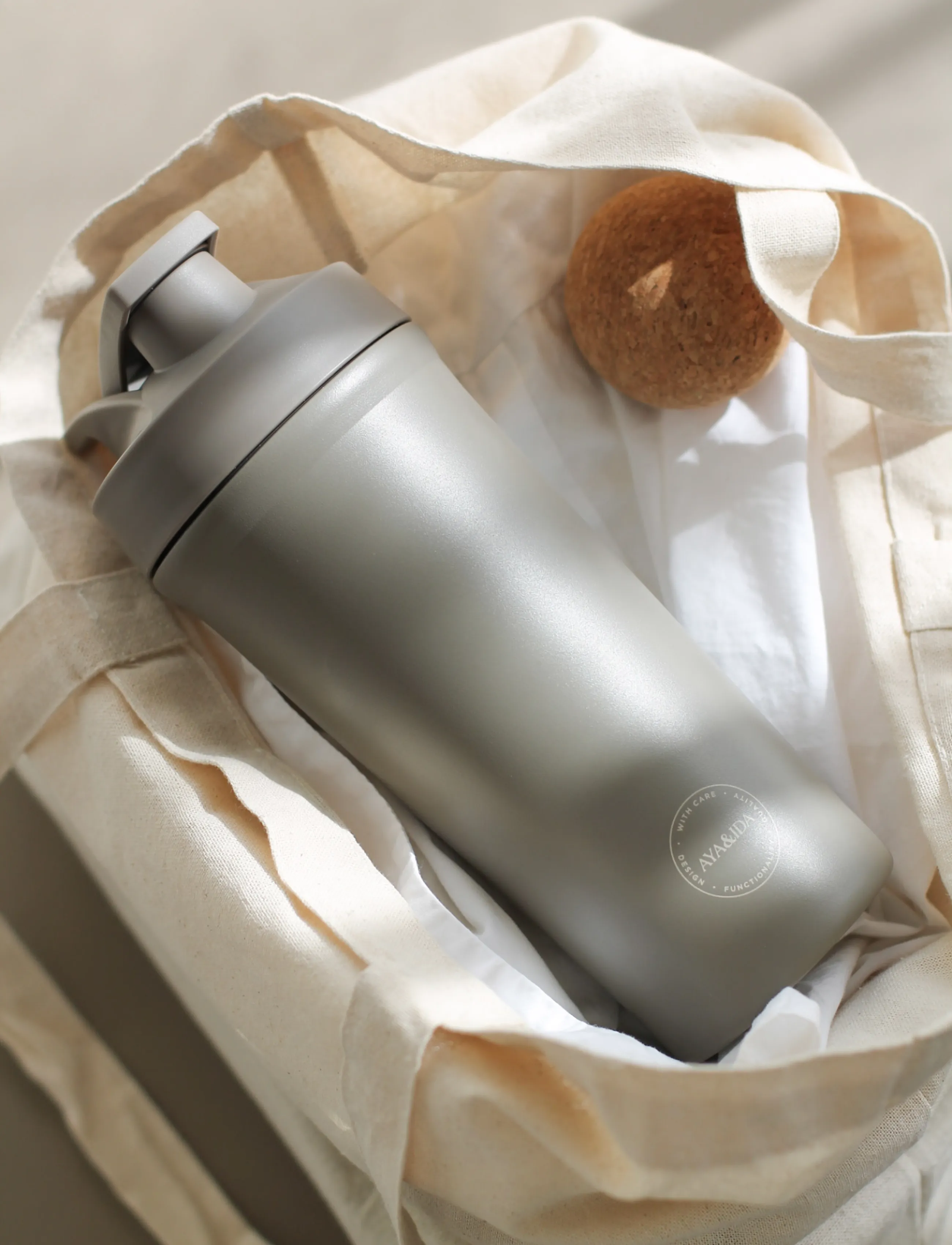 AYA&IDA Shaker Bottle, 750 ml, Kitchen, Braun - Water Bottles, Kinder