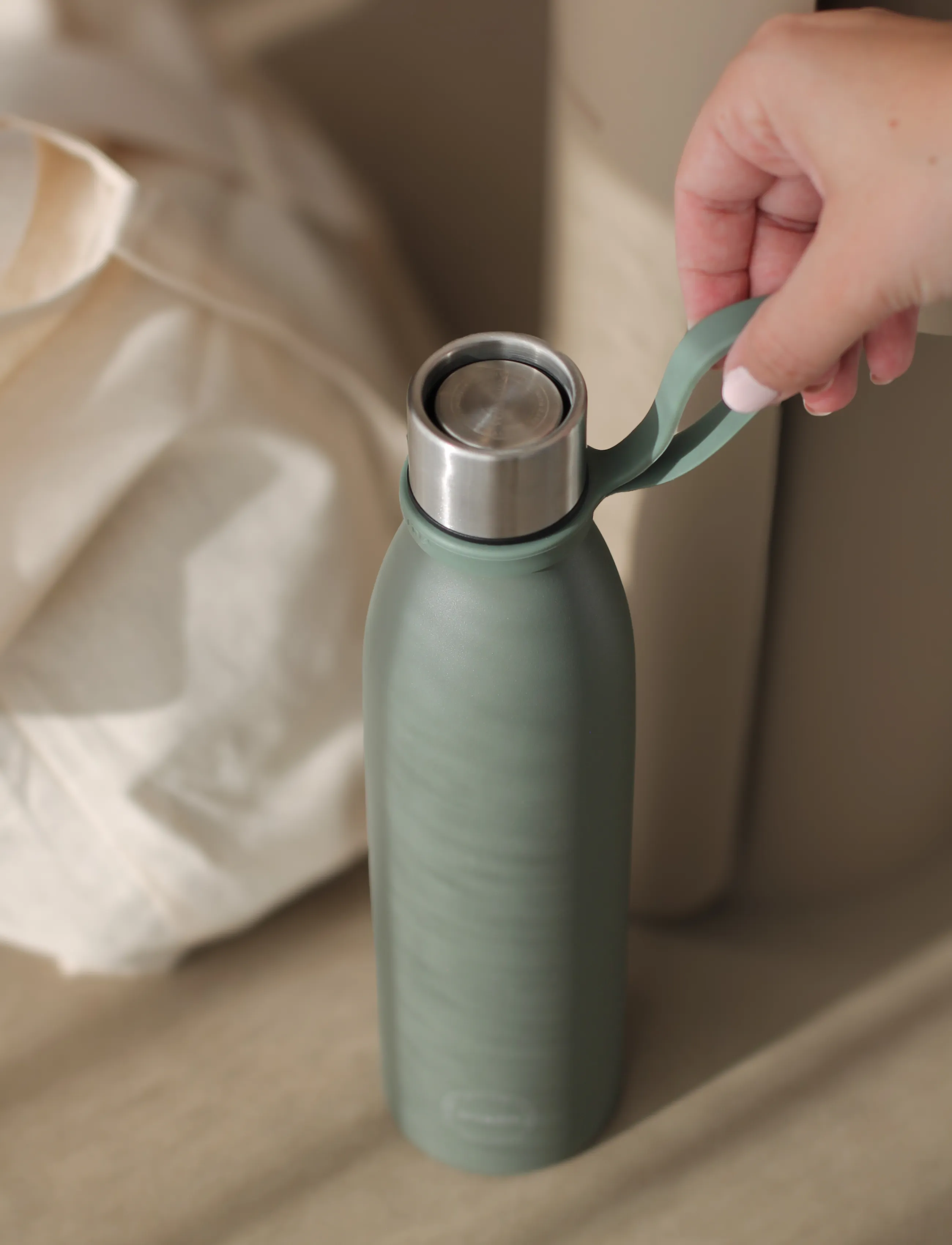 AYA&IDA Drinking Bottle, 750 ml, Kitchen, Khakigrün - Water Bottles, Kinder