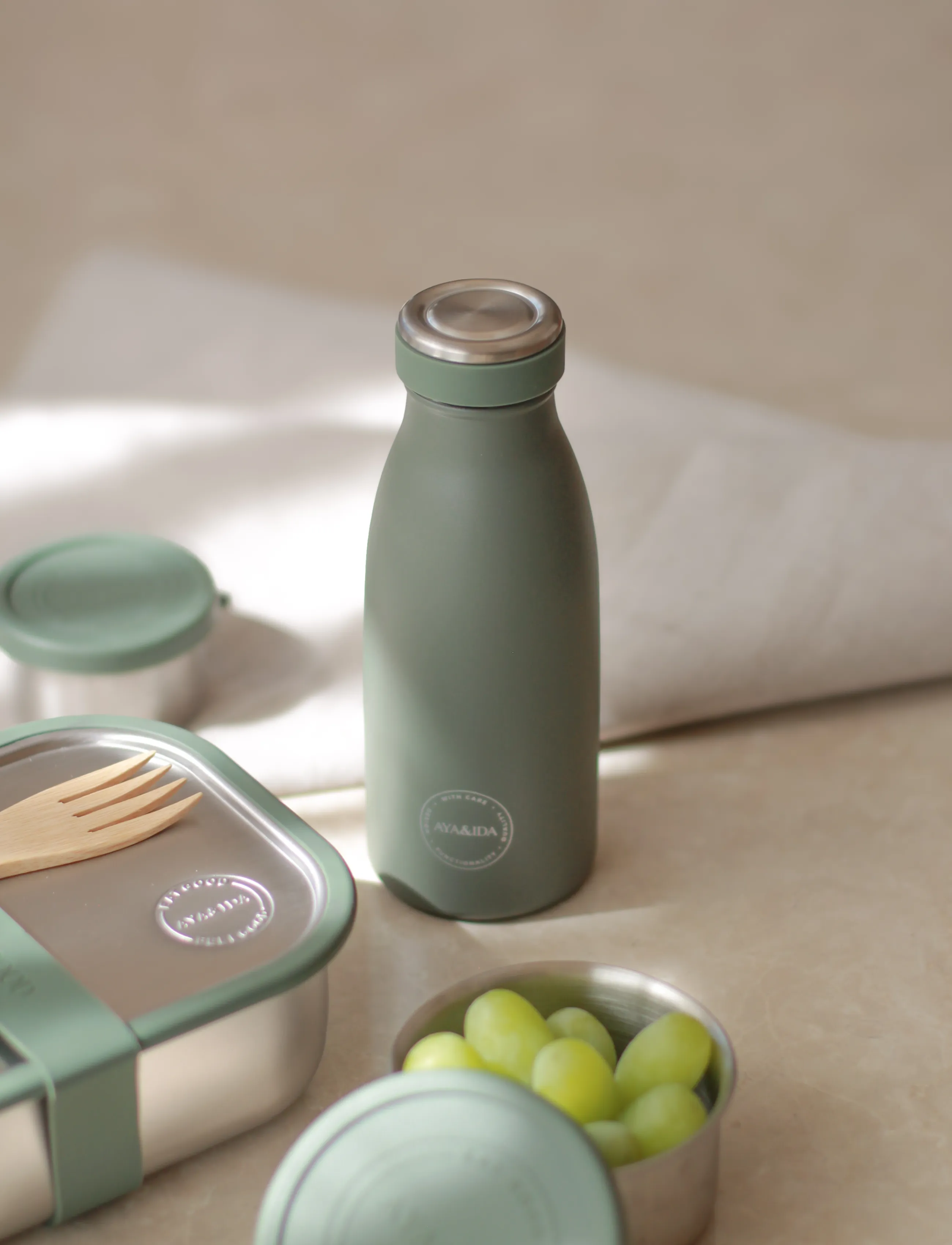 AYA&IDA Drinking Bottle, 350 ml, Kitchen, Khakigrün - Water Bottles, Kinder