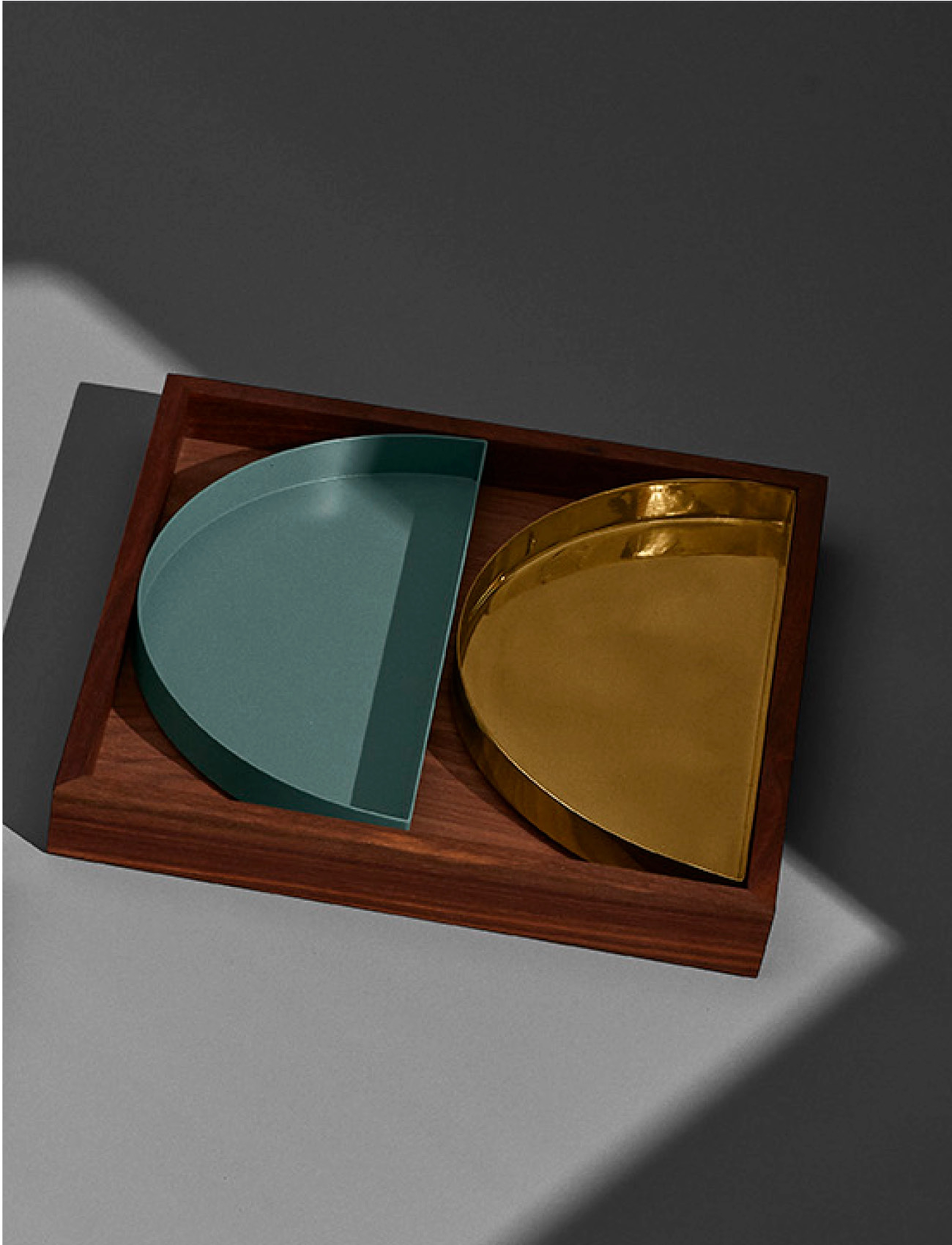 AYTM - UNITY half circle tray - home - dusty green - 2