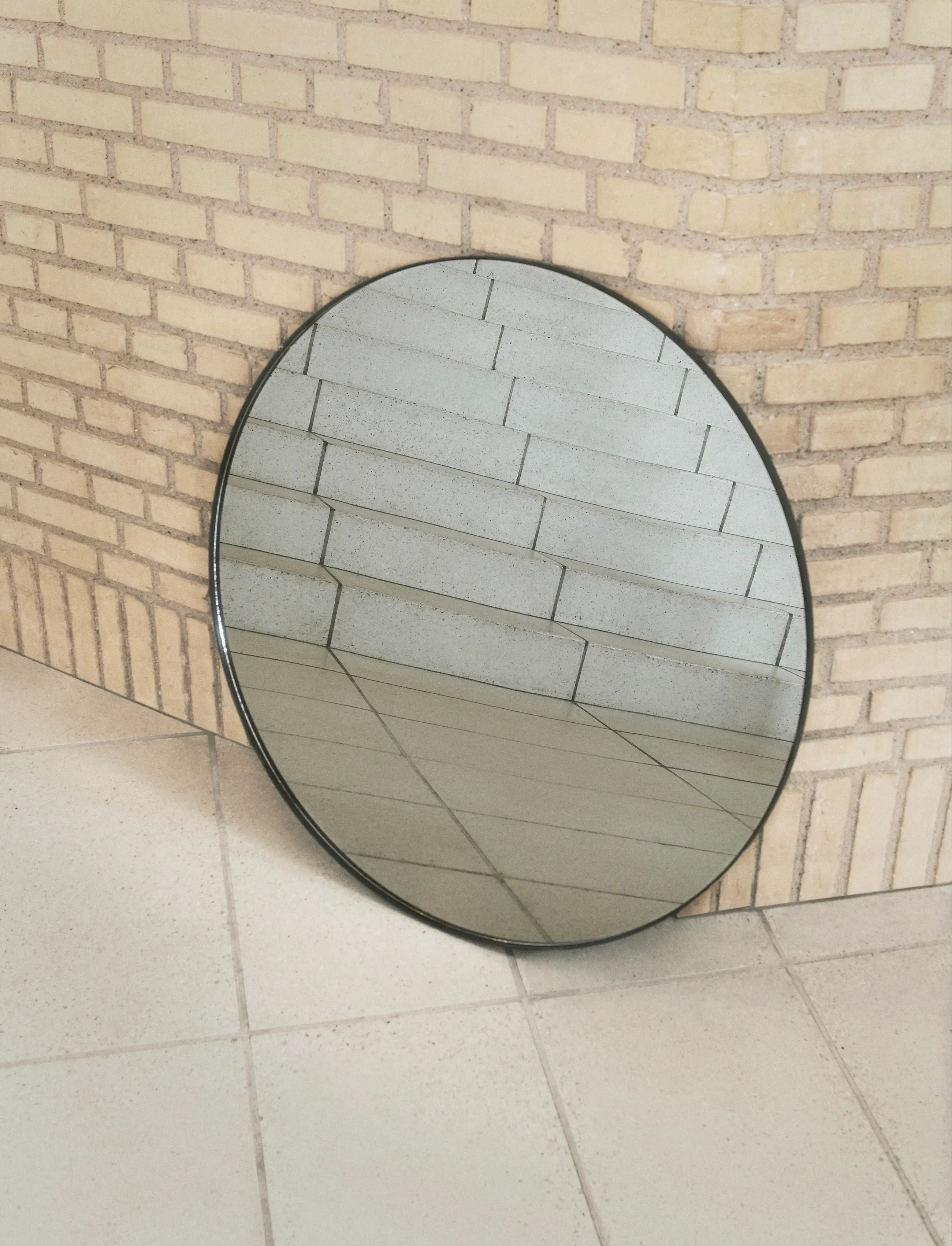AYTM Circum Spejl, Ø90 cm, Black, Spejle > Runde Spejle, Unisex