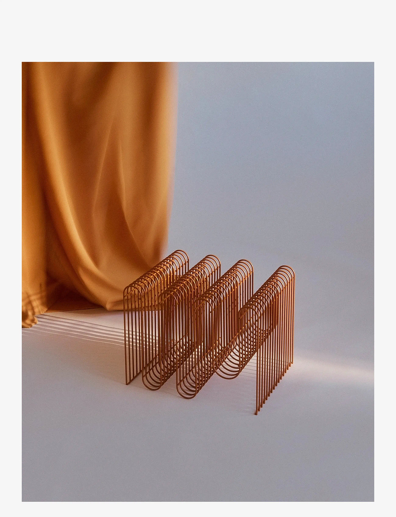 AYTM - CURVA magazine holder - zeitschriftenhalter - amber - 2