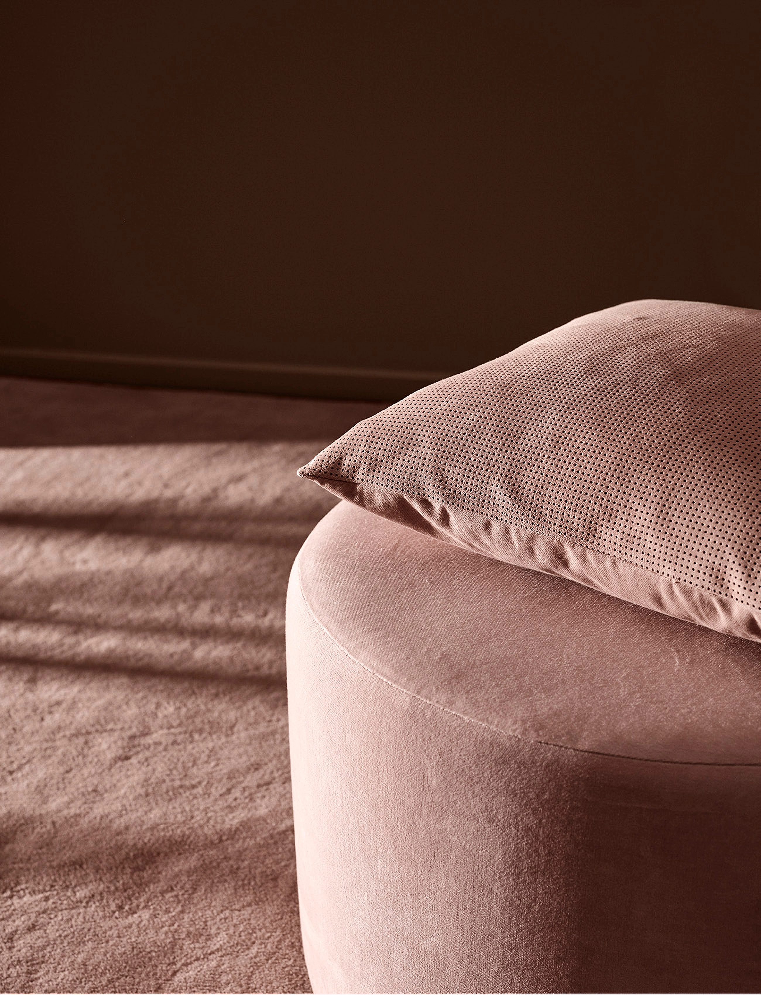 AYTM - PUNCTA cushion - rose - 2