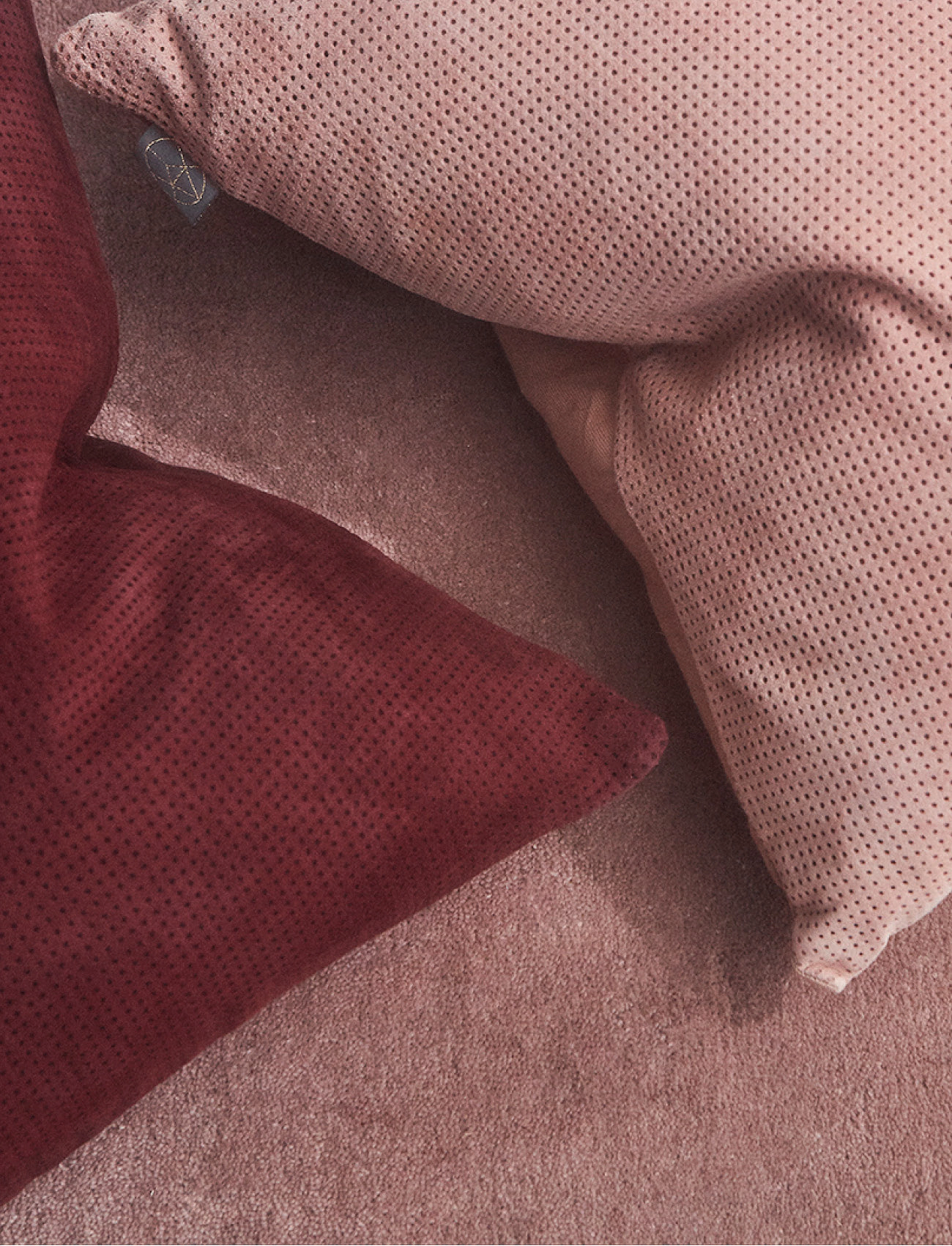AYTM - PUNCTA cushion - rose - 3