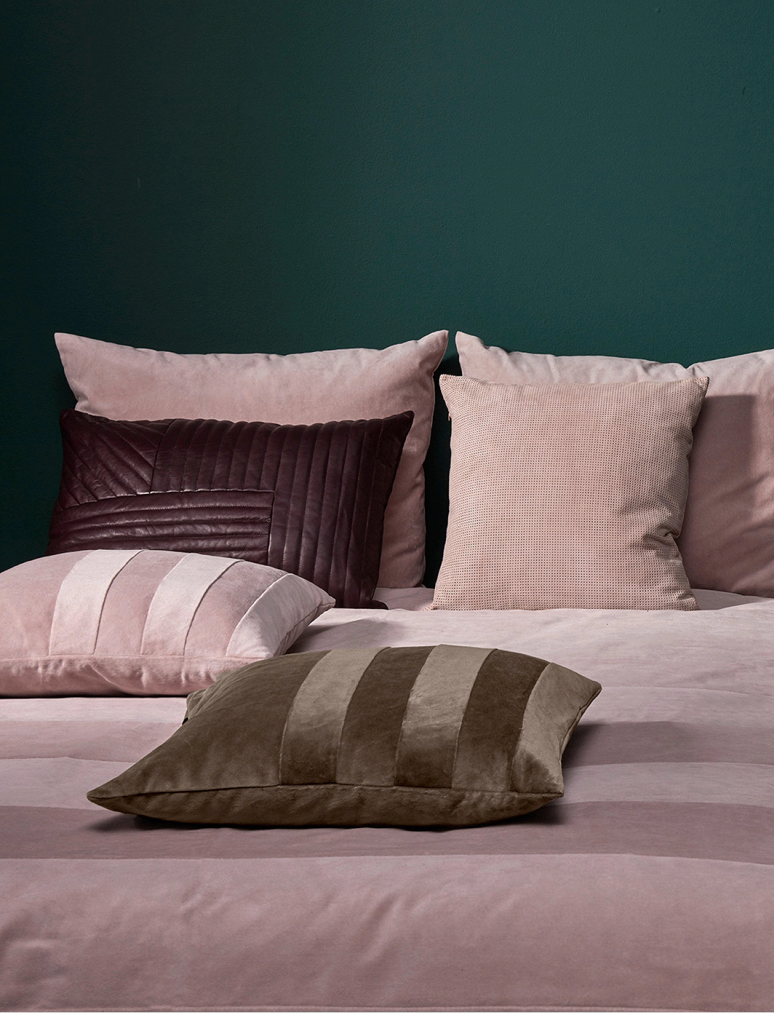 AYTM - SANATI cushion - taupe - 2