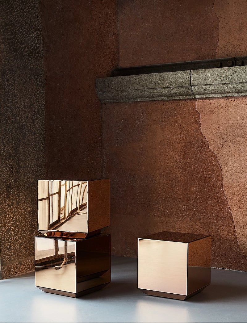 AYTM - SPECULUM table - rose - 1