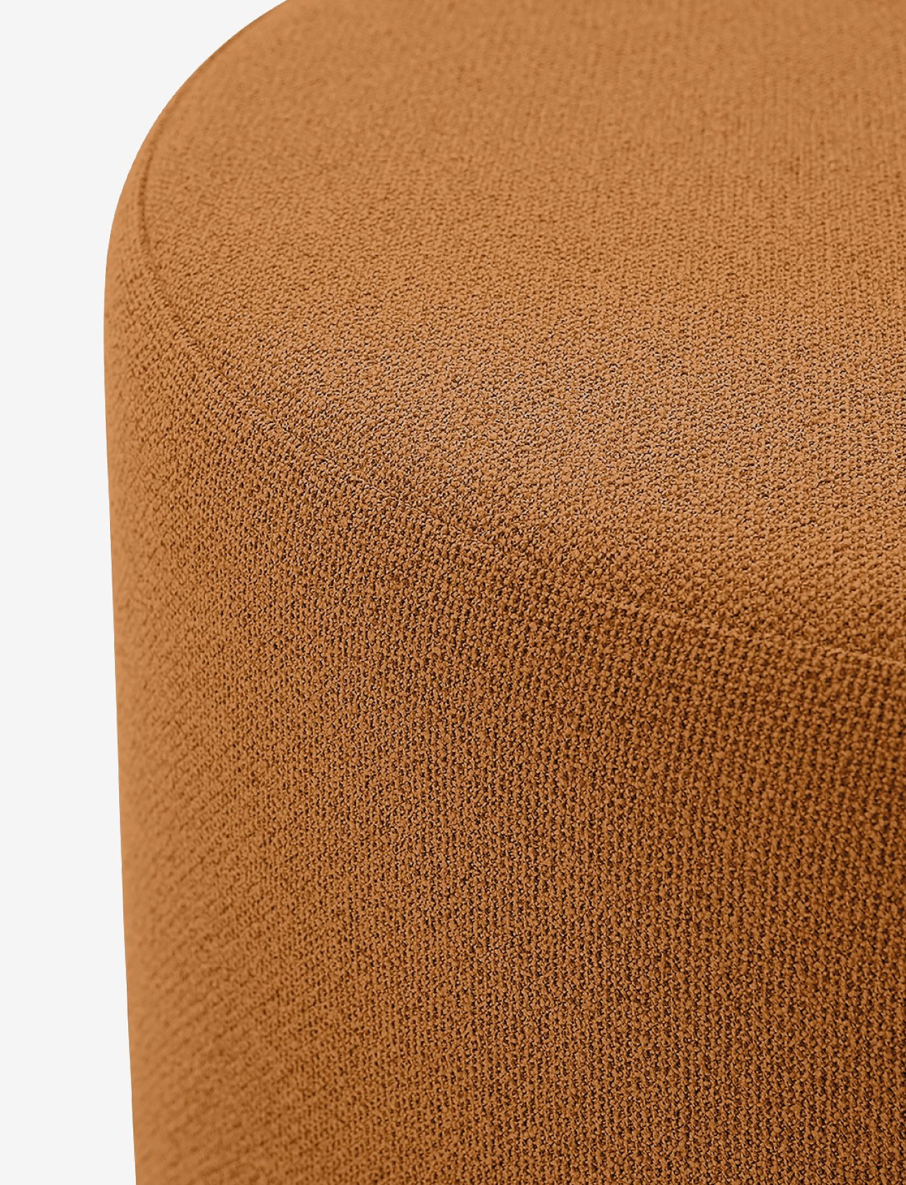 AYTM - STILLA pouf - pufi - amber - 3