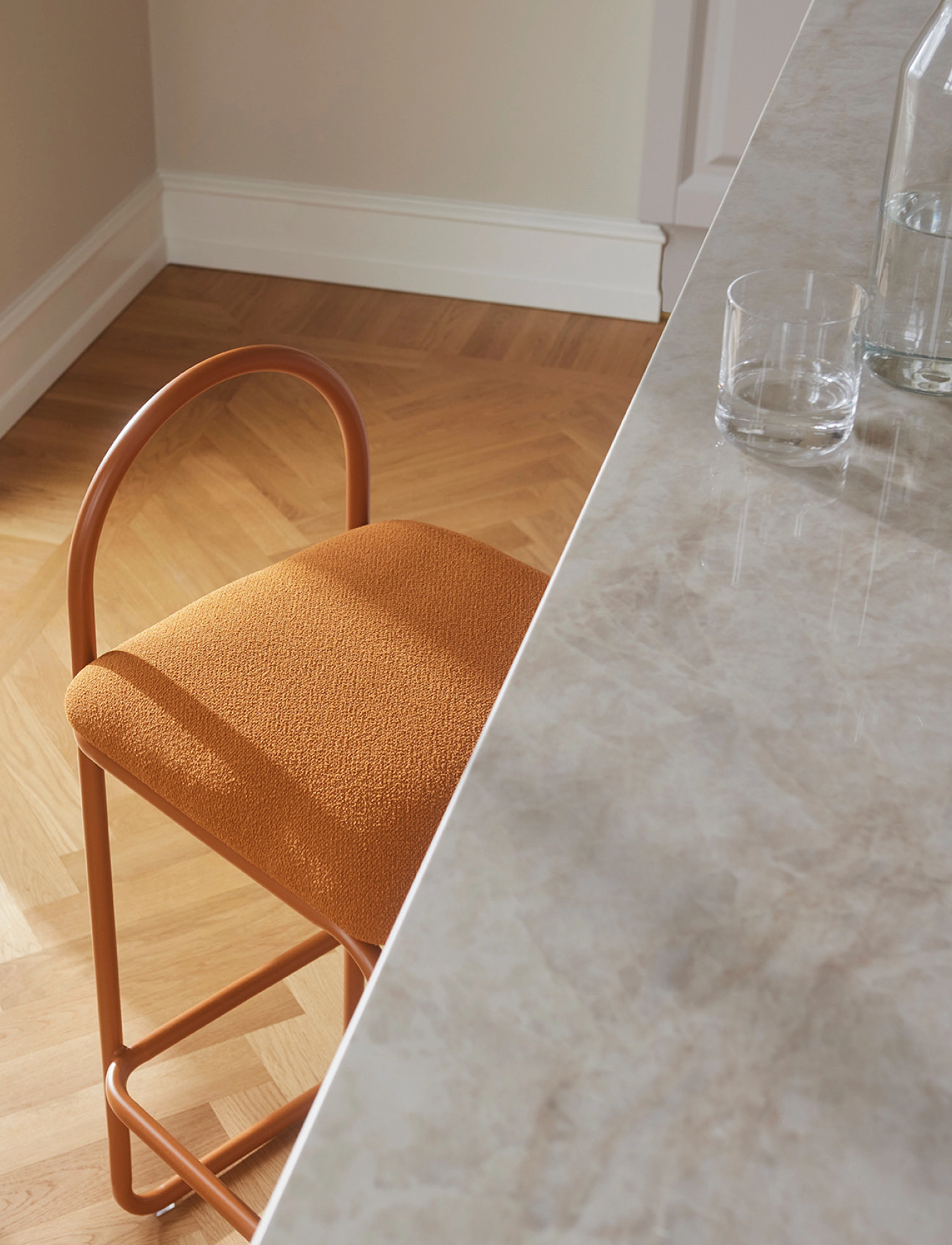 AYTM - ANGUI bar chair - barkrukken - amber - 5