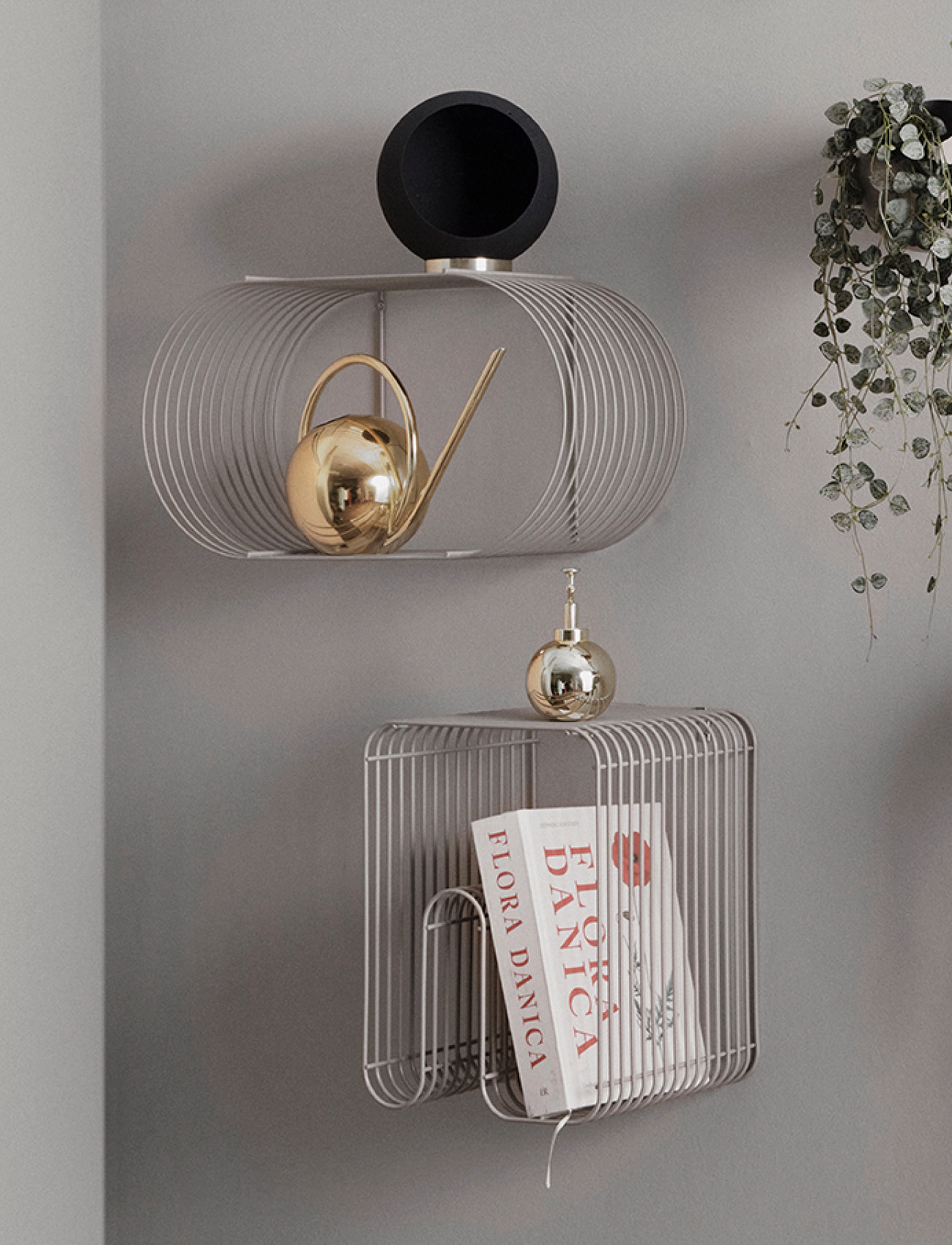 AYTM - CURVA shelf - bathroom accessories - taupe - 2
