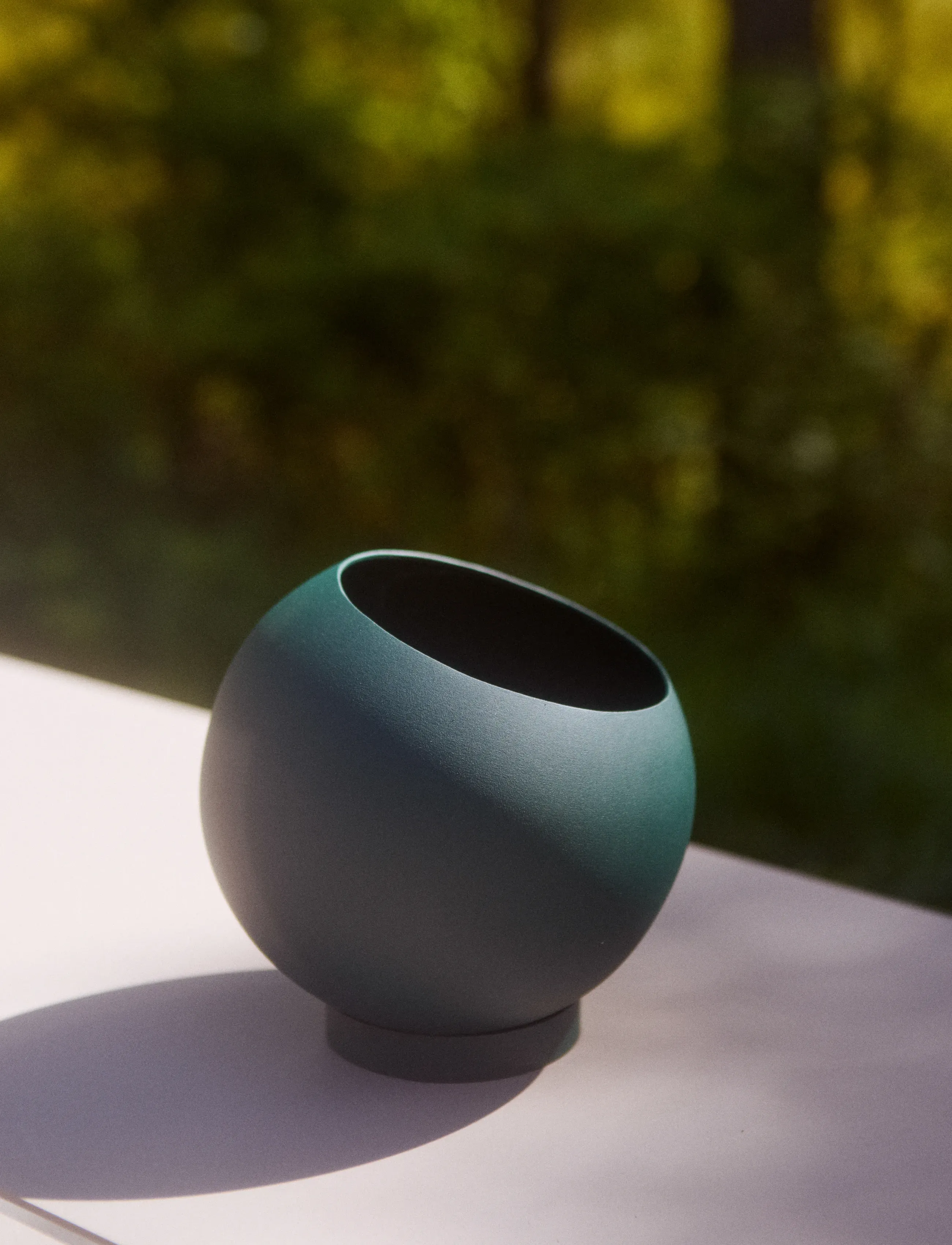 AYTM Globe Flowerpot, 21X18.8 cm, Decoration, Grün - Flower Pots, Homeware