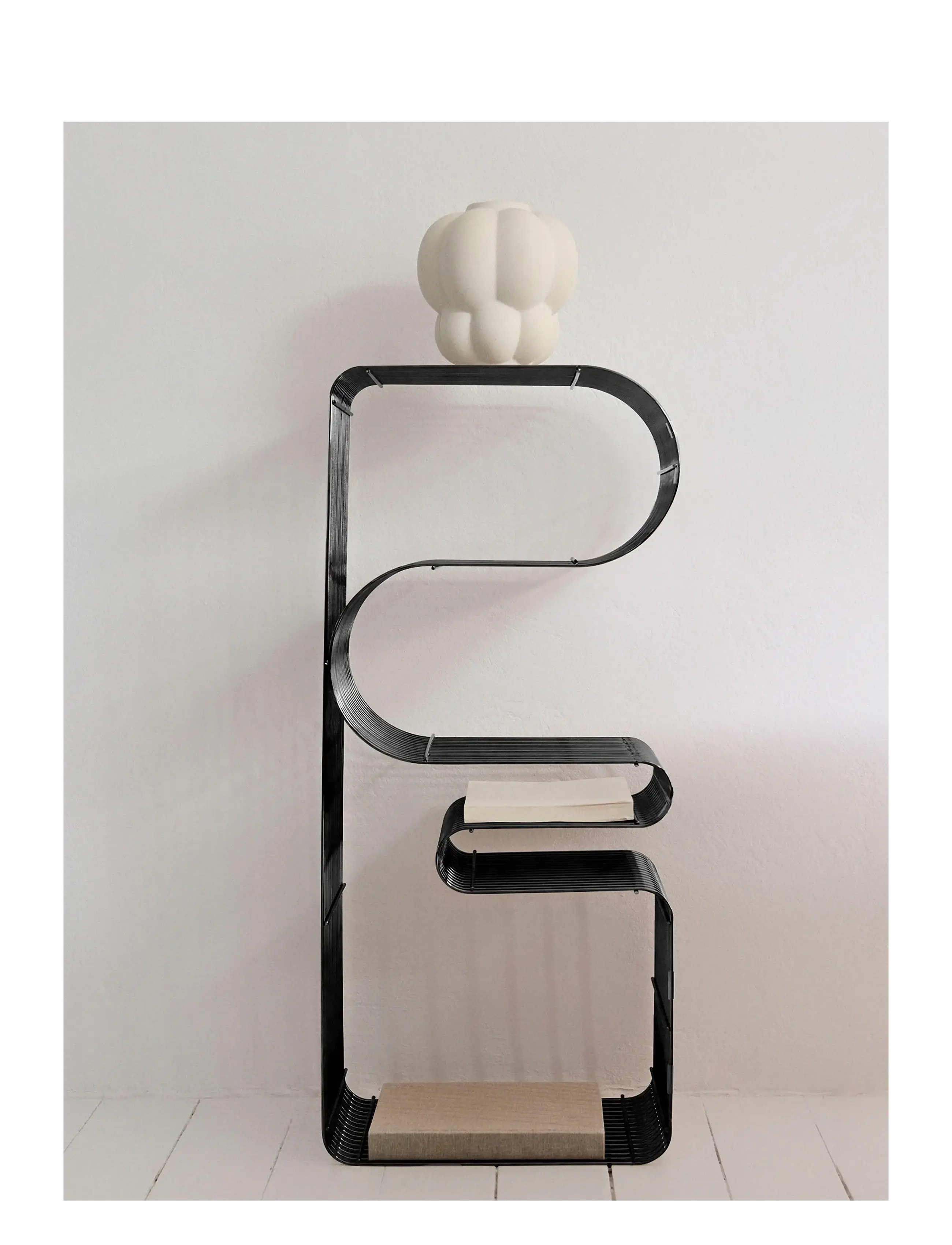 AYTM - CURVA bench - pallar & bänkar - black - 5