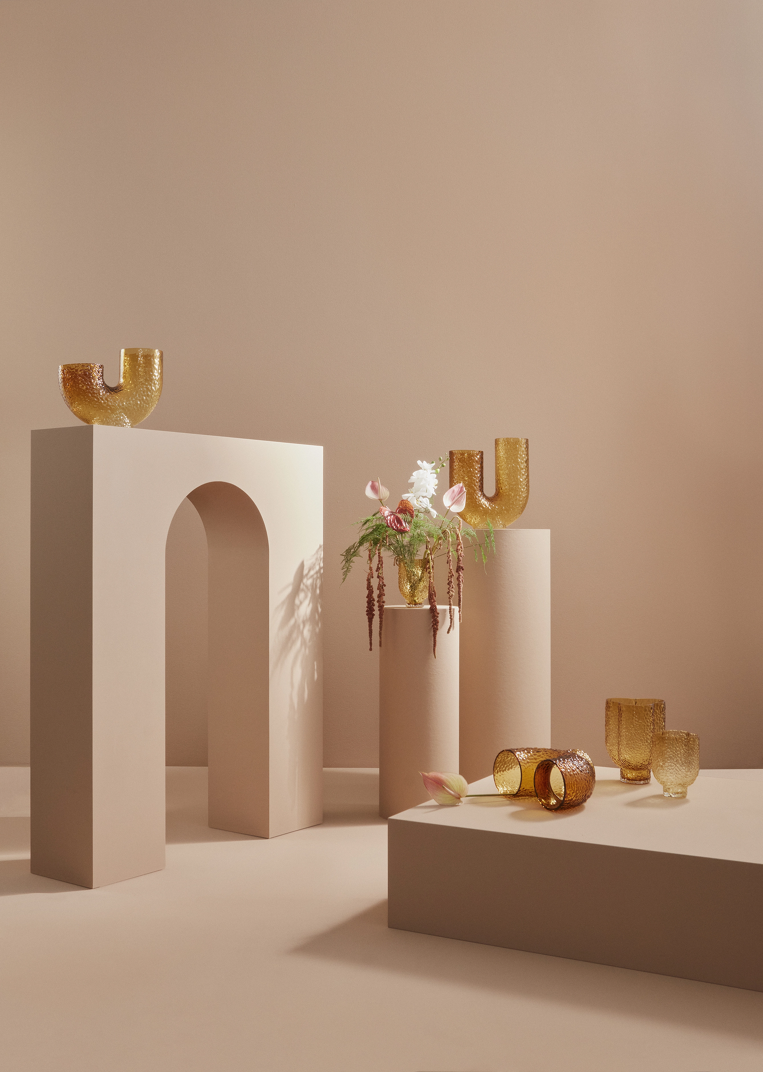 AYTM - ARURA high glass vase - vasen - amber - 5