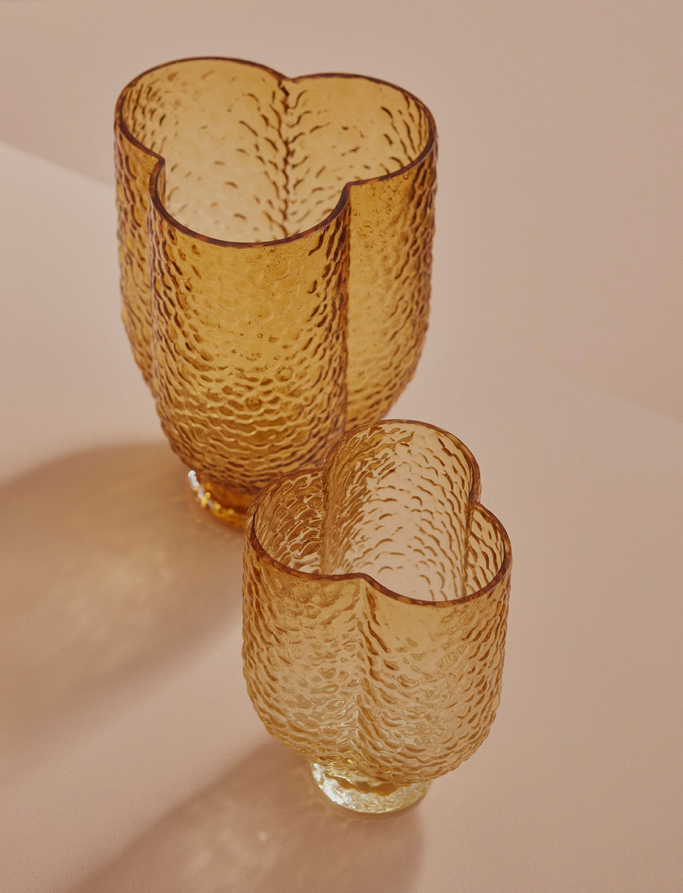 AYTM - ARURA trio vase - köp efter pris - amber - 2