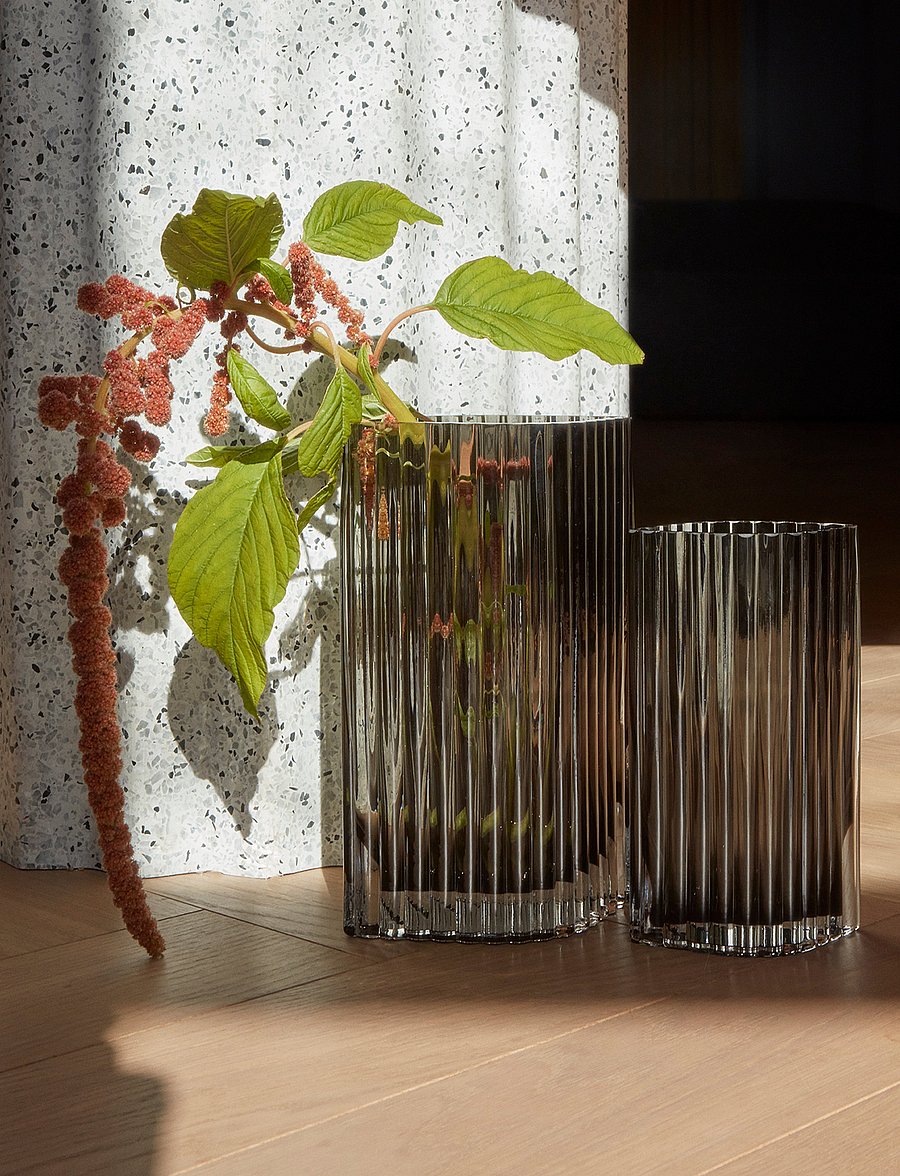 AYTM - FOLIUM vase - osta hinna alusel - black - 0