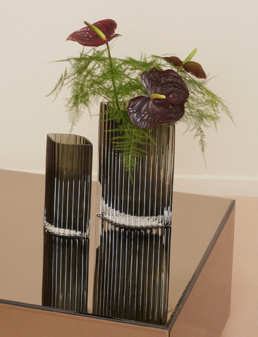 AYTM - FOLIUM vase - osta hinna alusel - black - 2