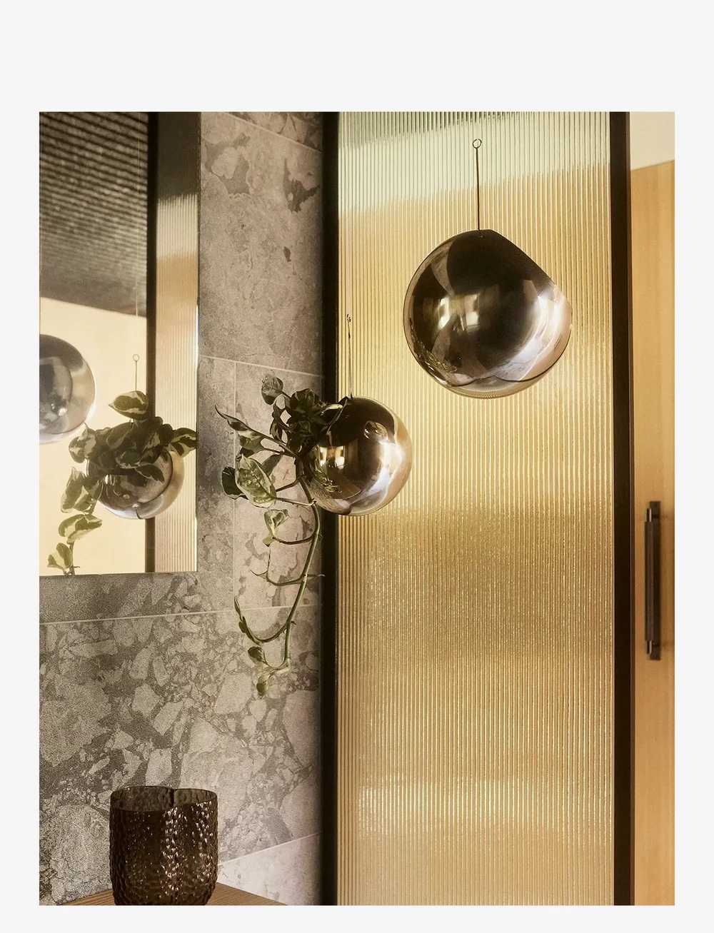 AYTM - GLOBE hanging flowerpot - bloempotten - silver - 1